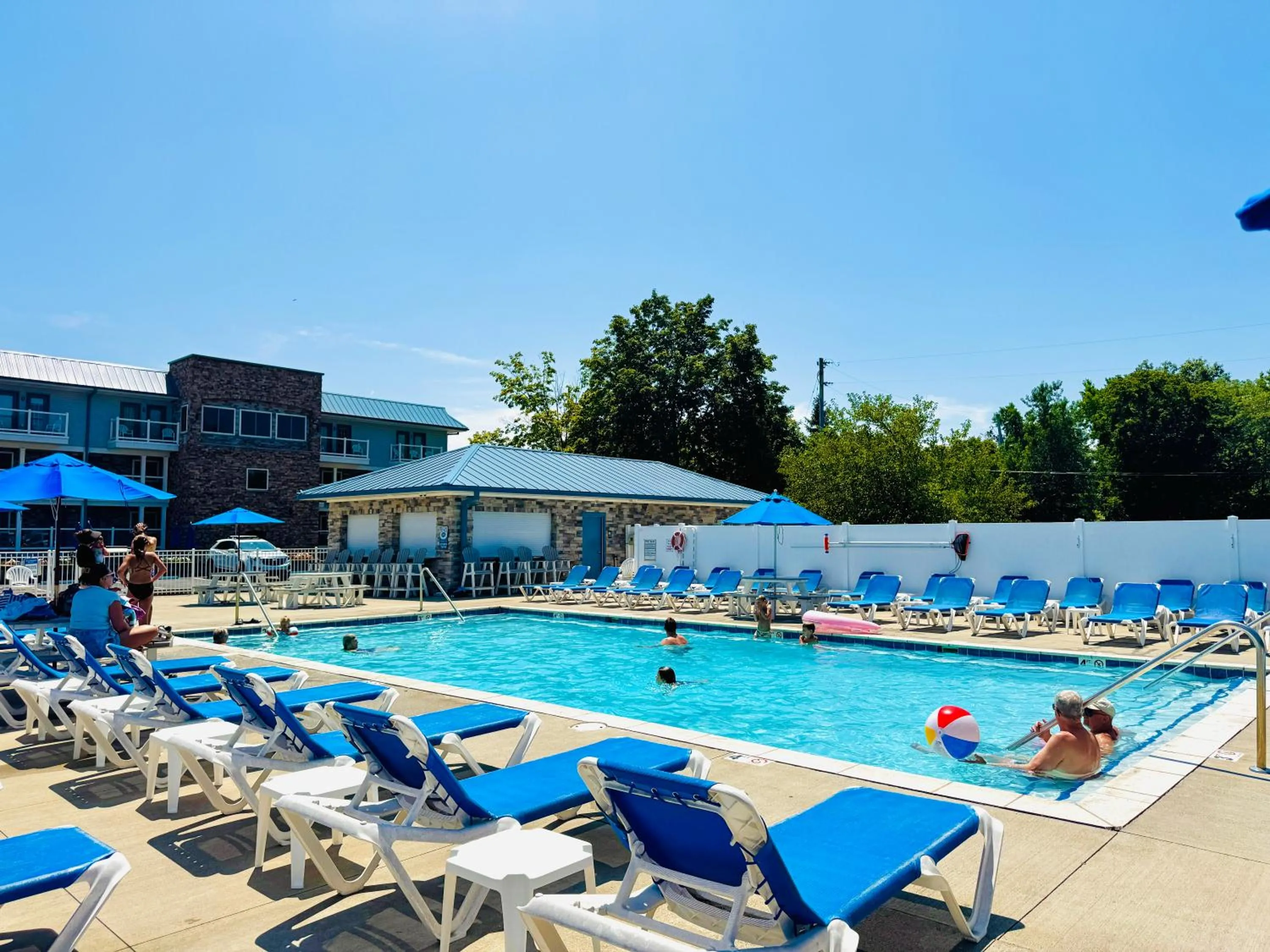 Put-in-Bay Waterfront Condo #111