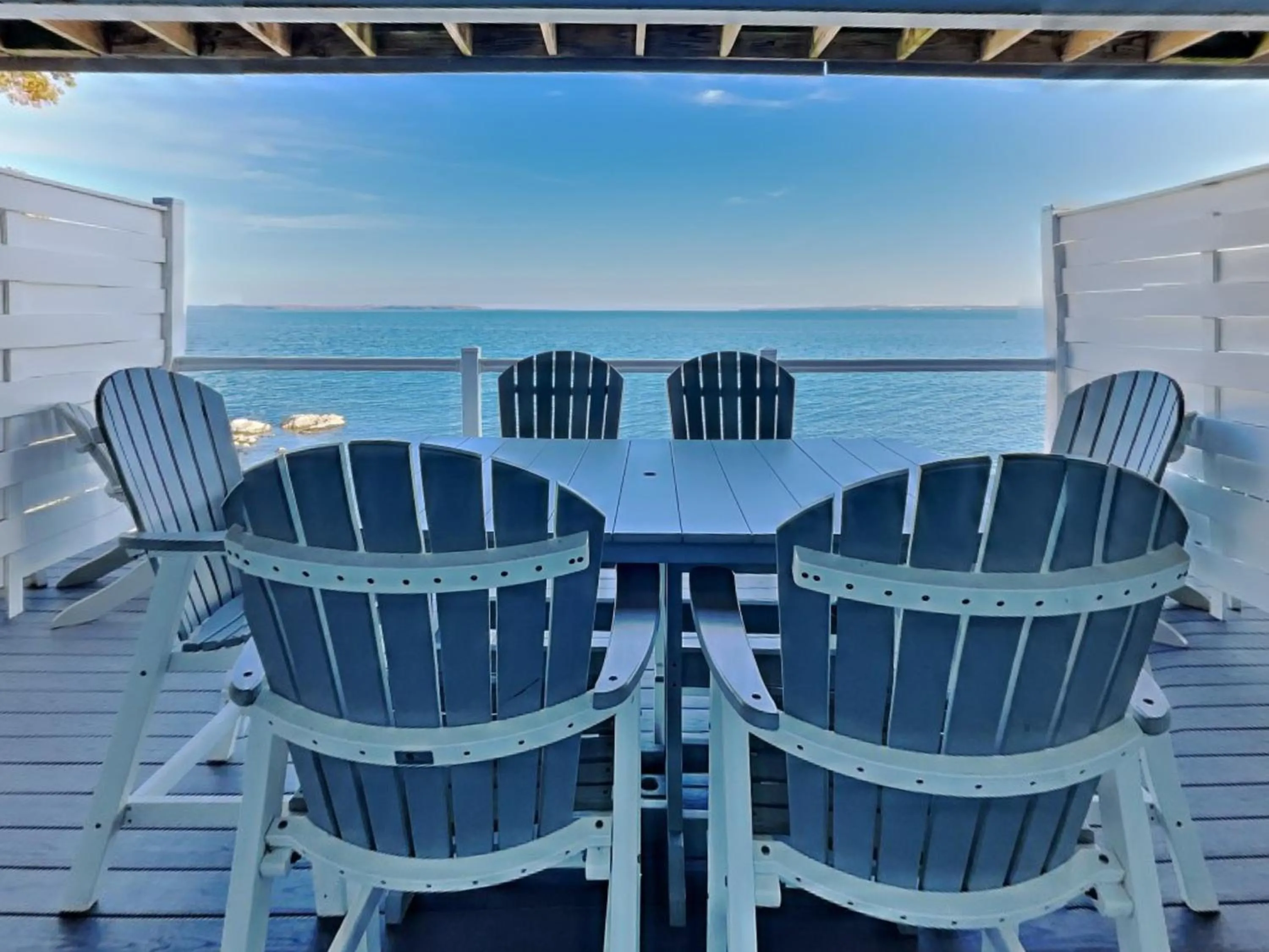 Put-in-Bay Waterfront Condo #111