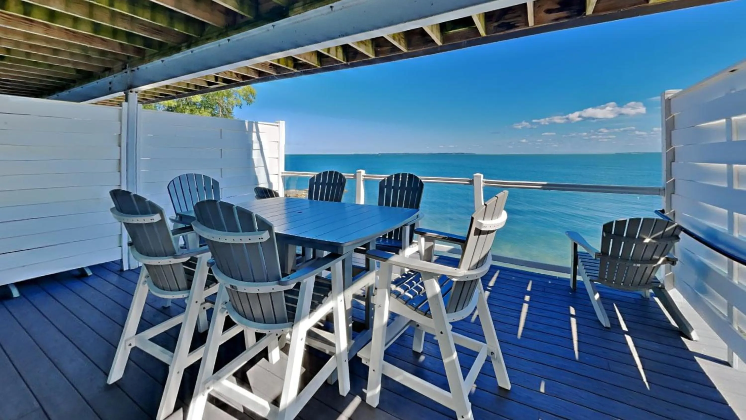 Put-in-Bay Waterfront Condo #109