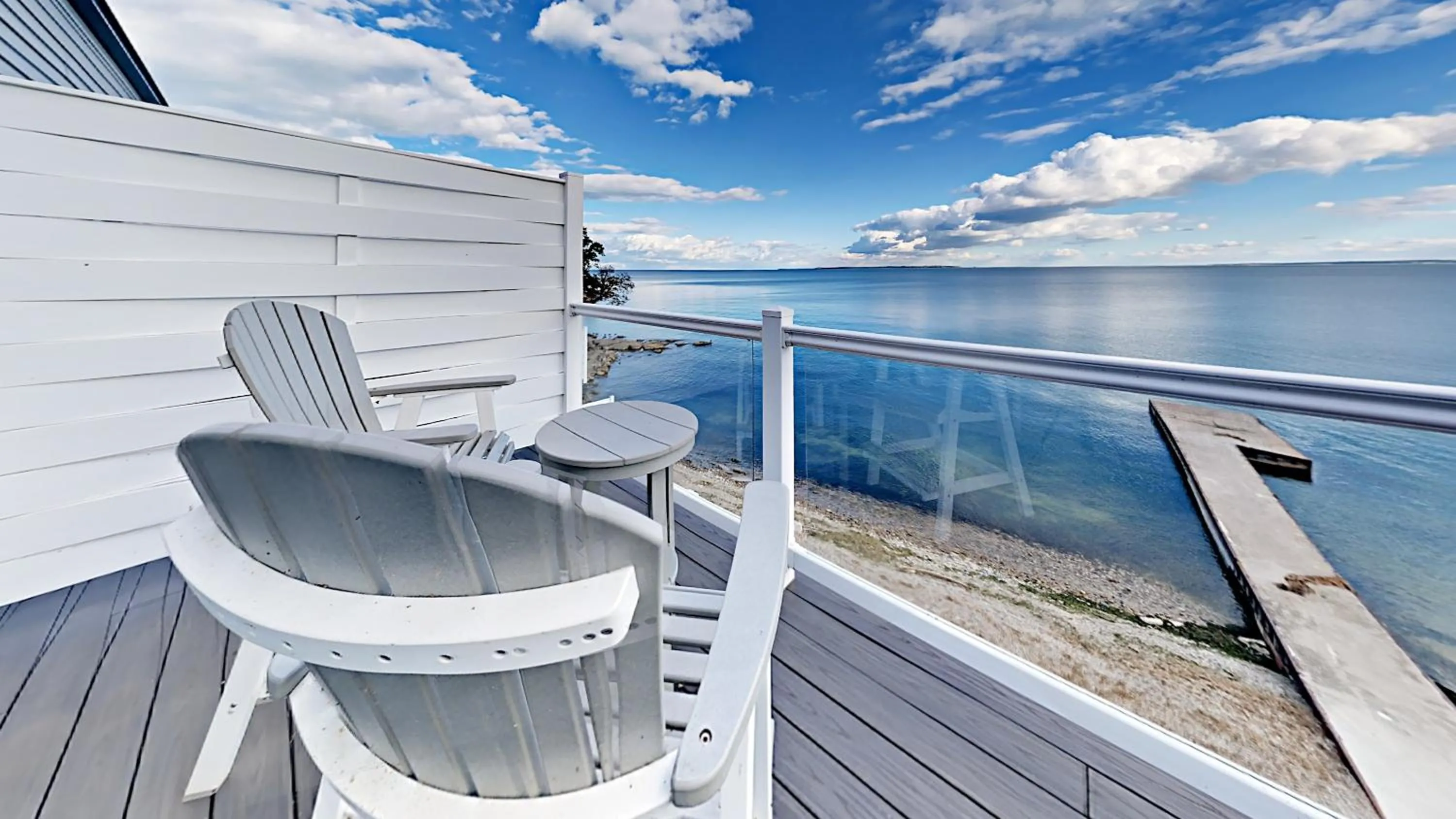Put-in-Bay Waterfront Condo #207