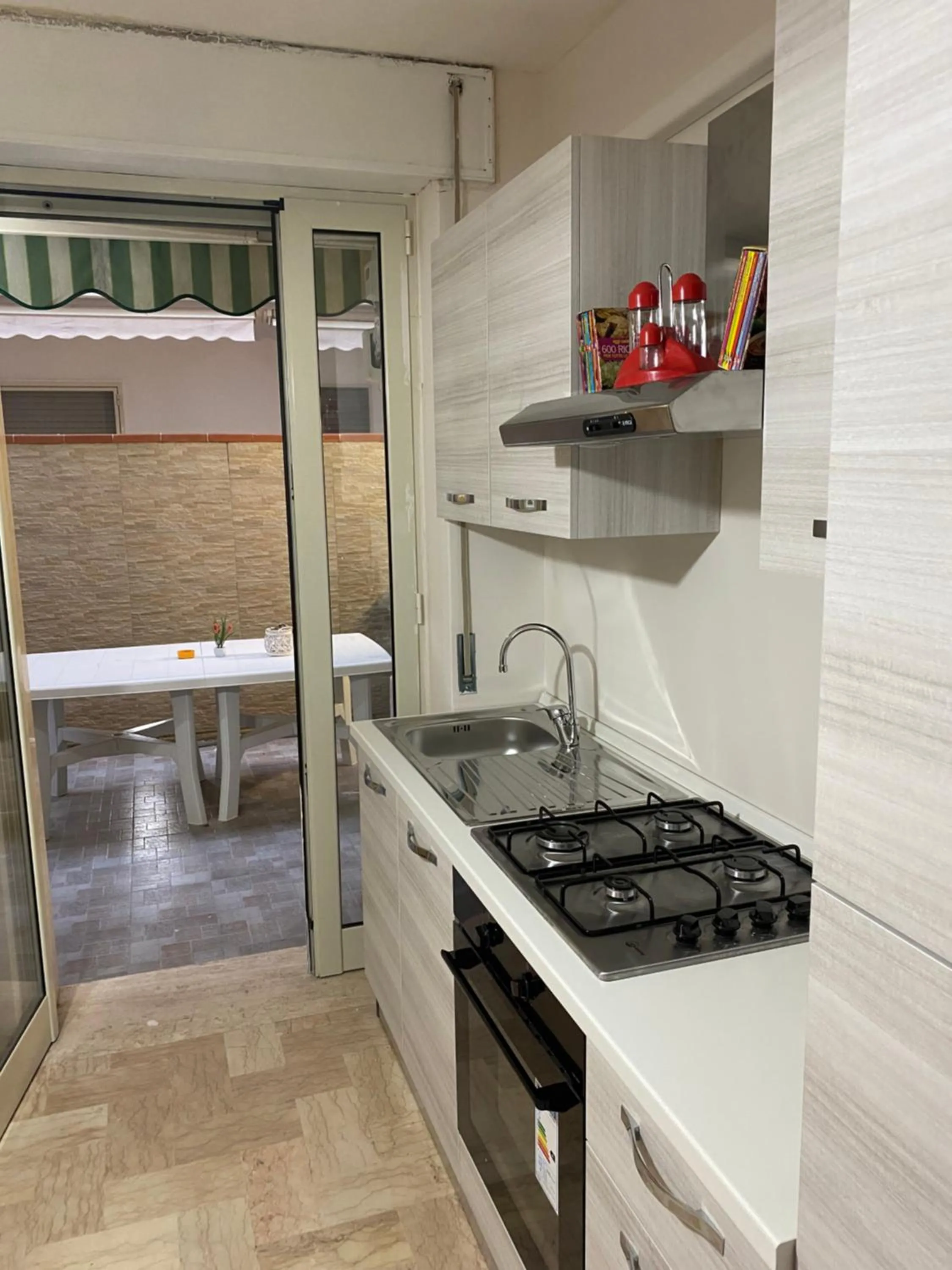 Kitchen or kitchenette in A Casa di Luca