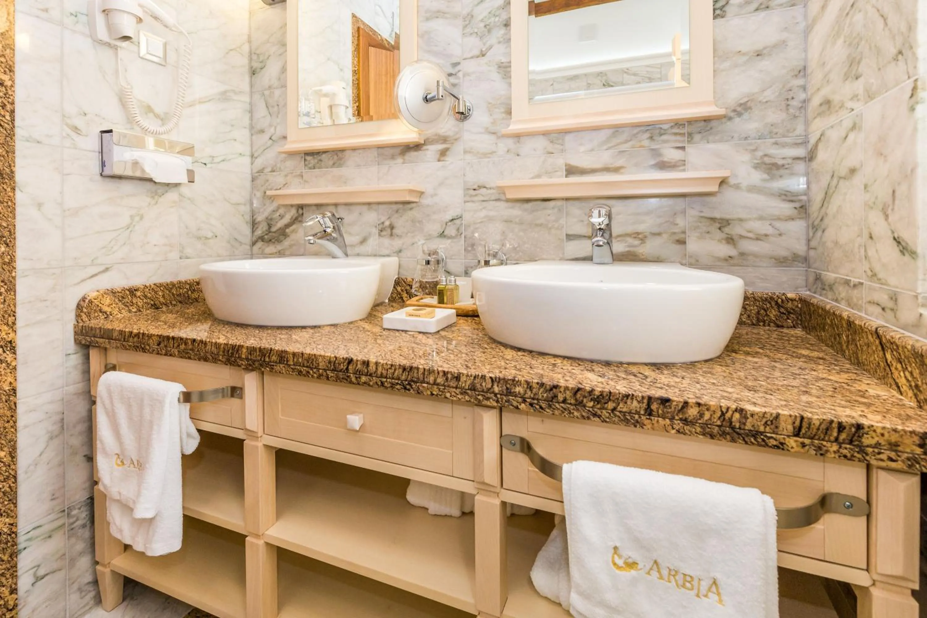 Bathroom in Villas Arbia - Margita Deluxe Beach Hotel