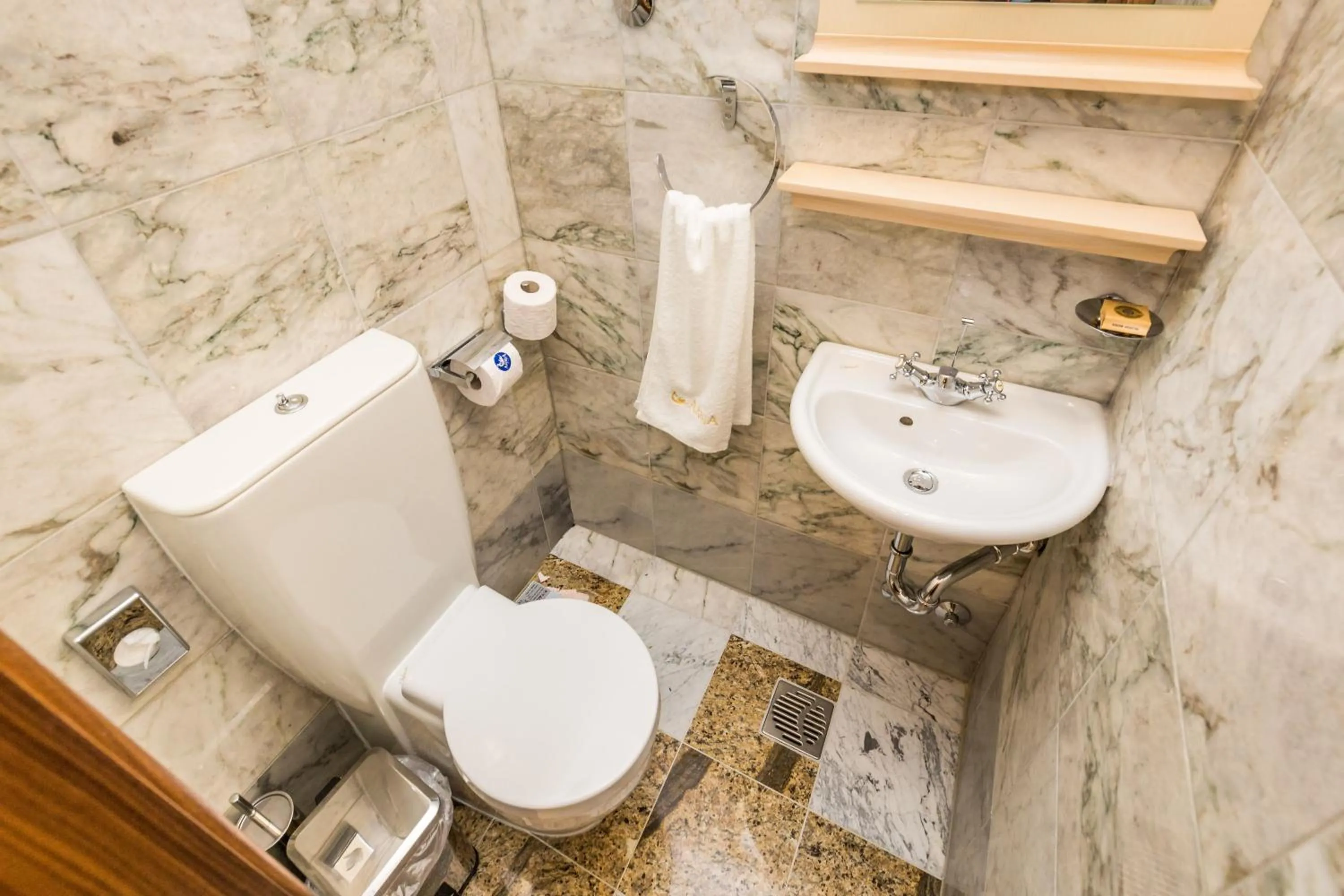 Toilet in Villas Arbia - Margita Deluxe Beach Hotel