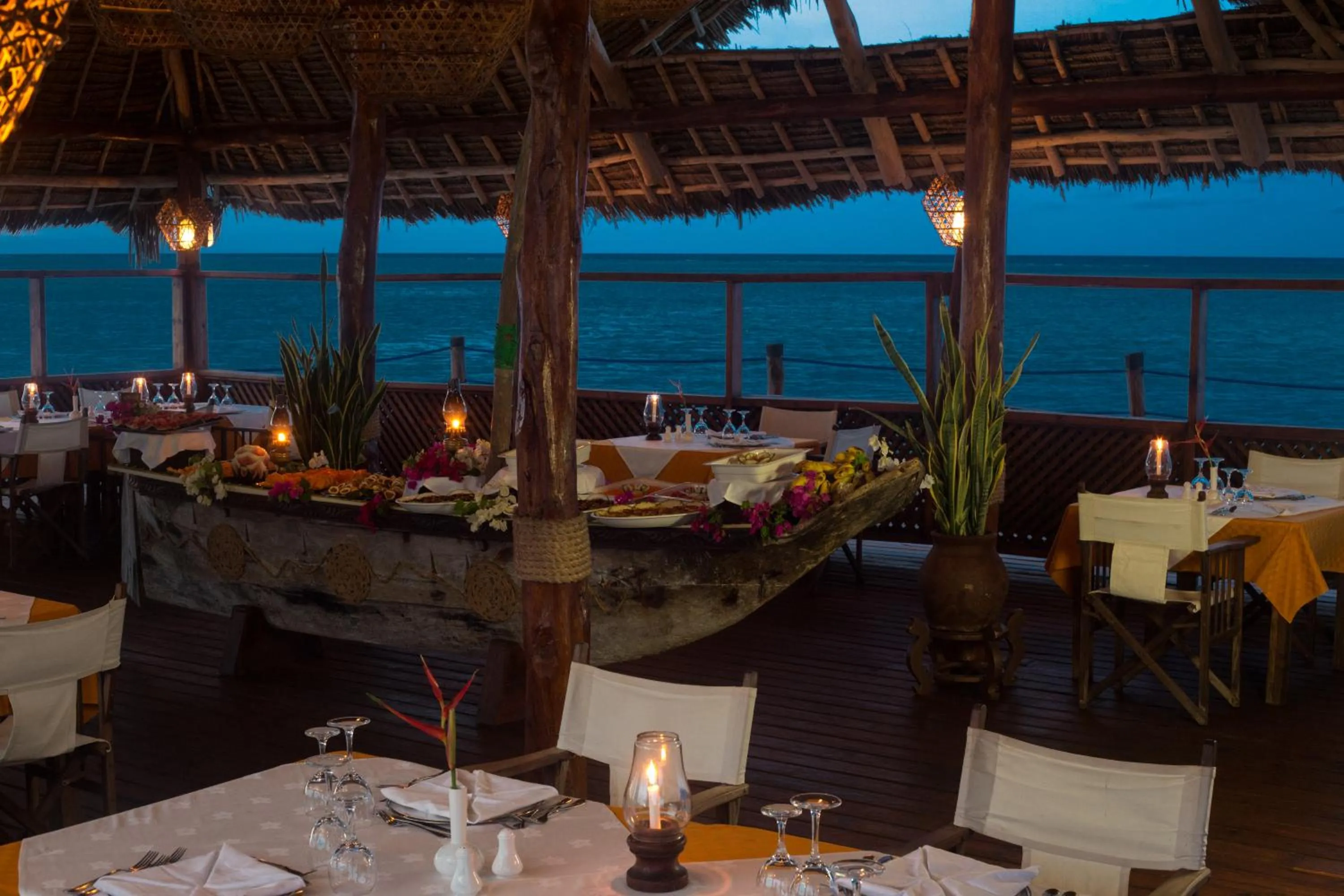 Restaurant/places to eat in Hotel Club Dongwe