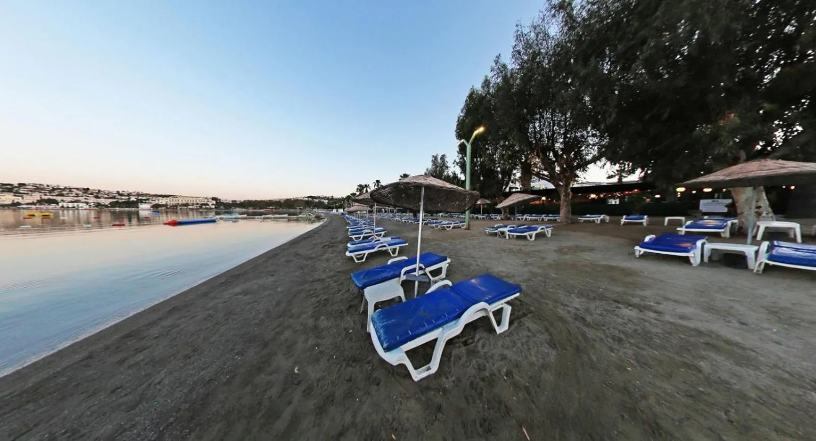Beach in Parkim Ayaz Hotel