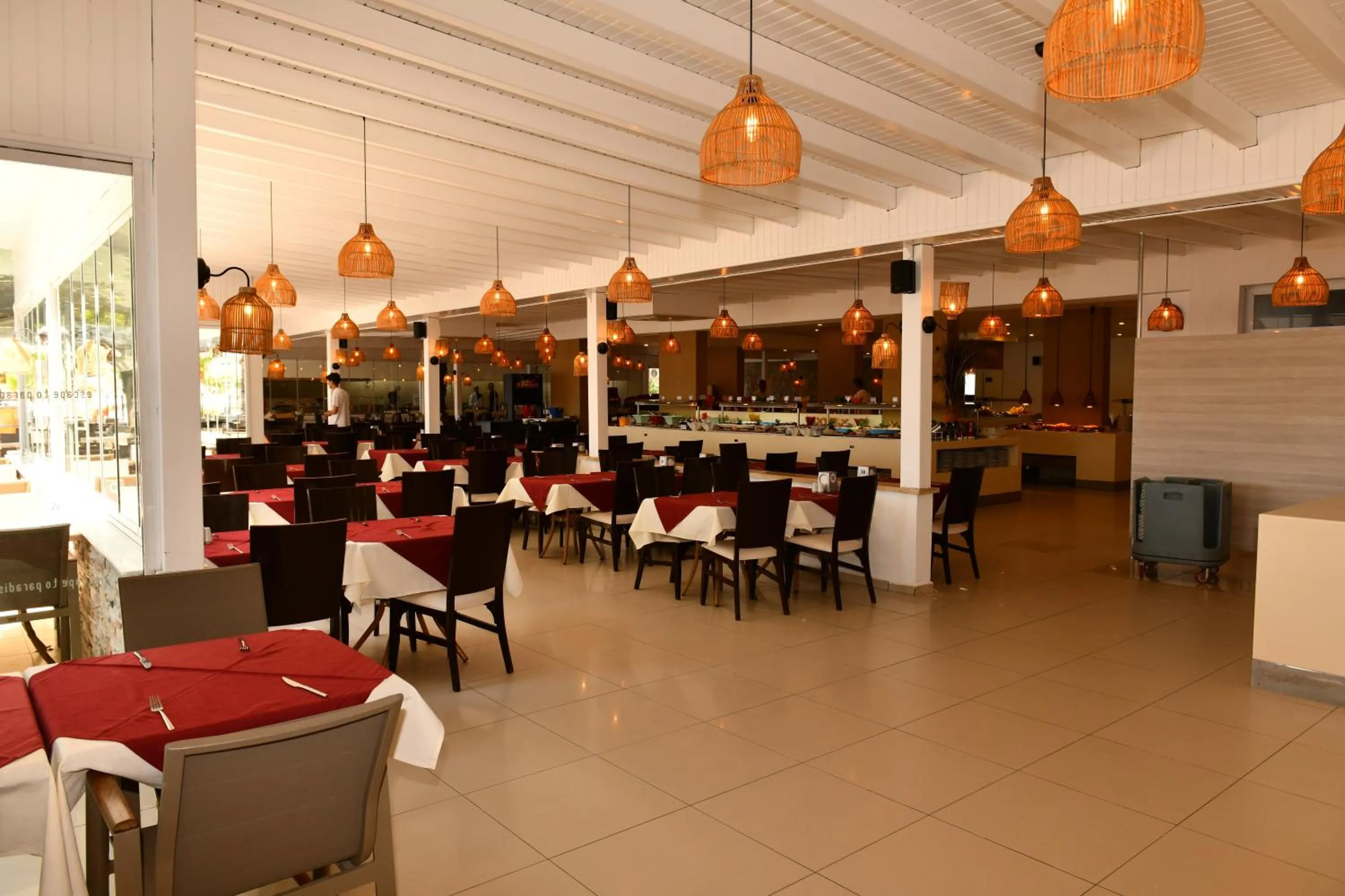 Restaurant/places to eat in Parkim Ayaz Hotel
