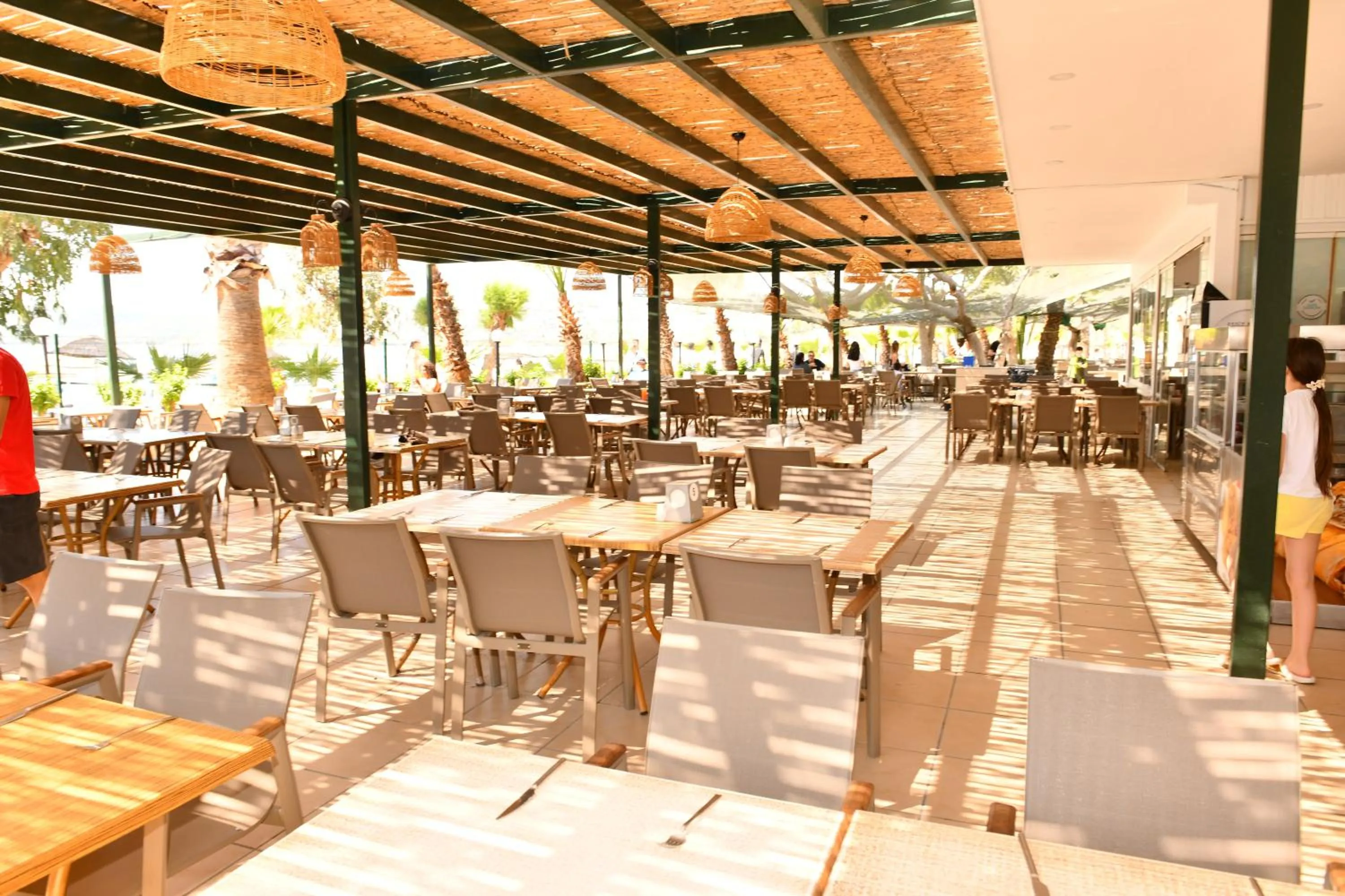 Restaurant/places to eat in Parkim Ayaz Hotel