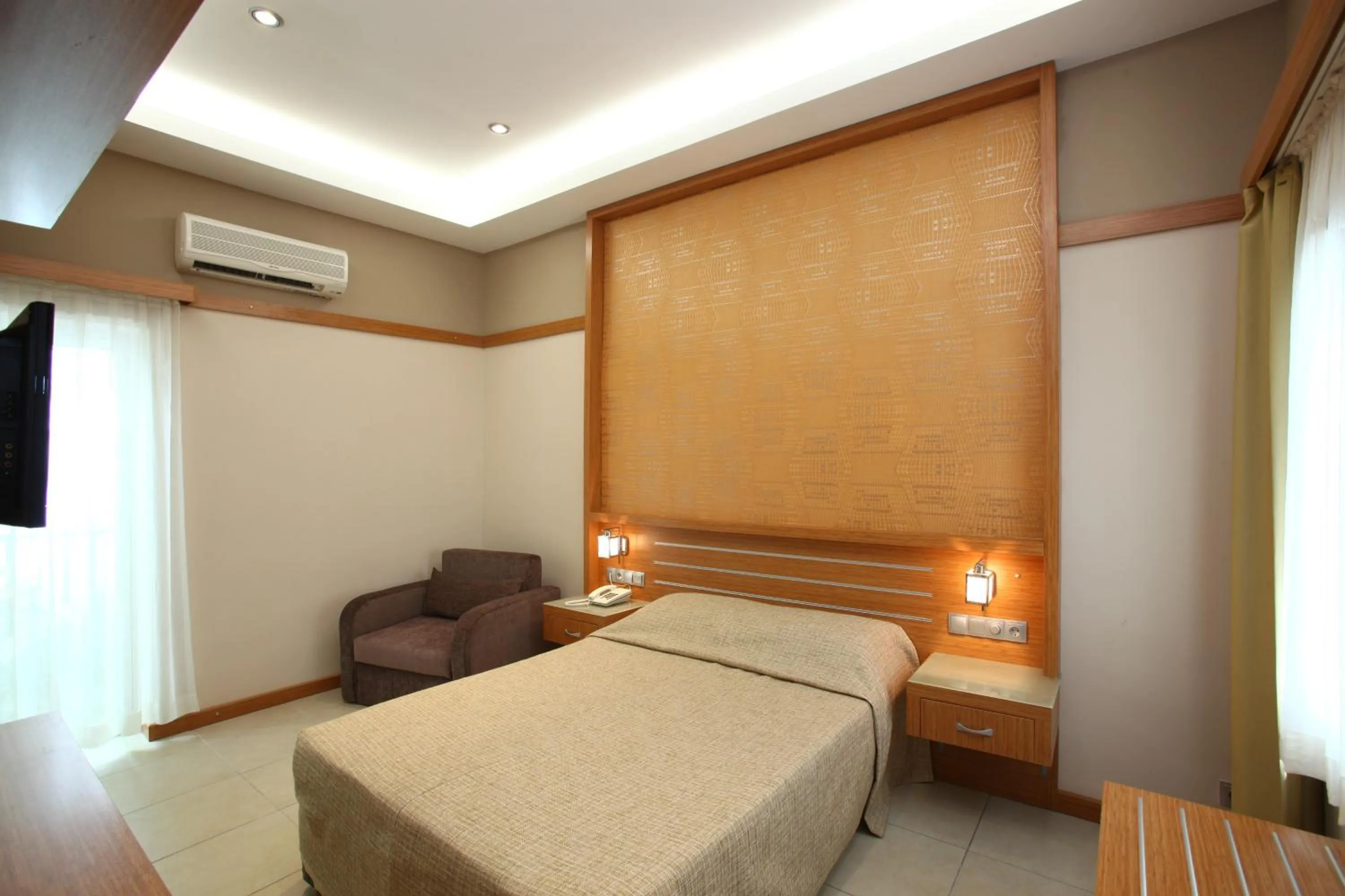 Bed in Parkim Ayaz Hotel