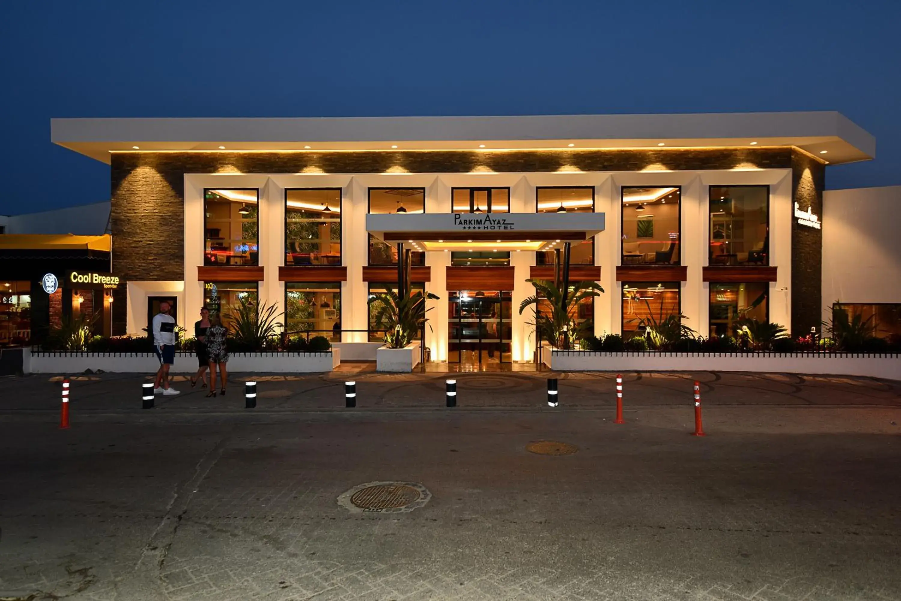 Facade/entrance in Parkim Ayaz Hotel Facade/entrance in Parkim Ayaz Hotel