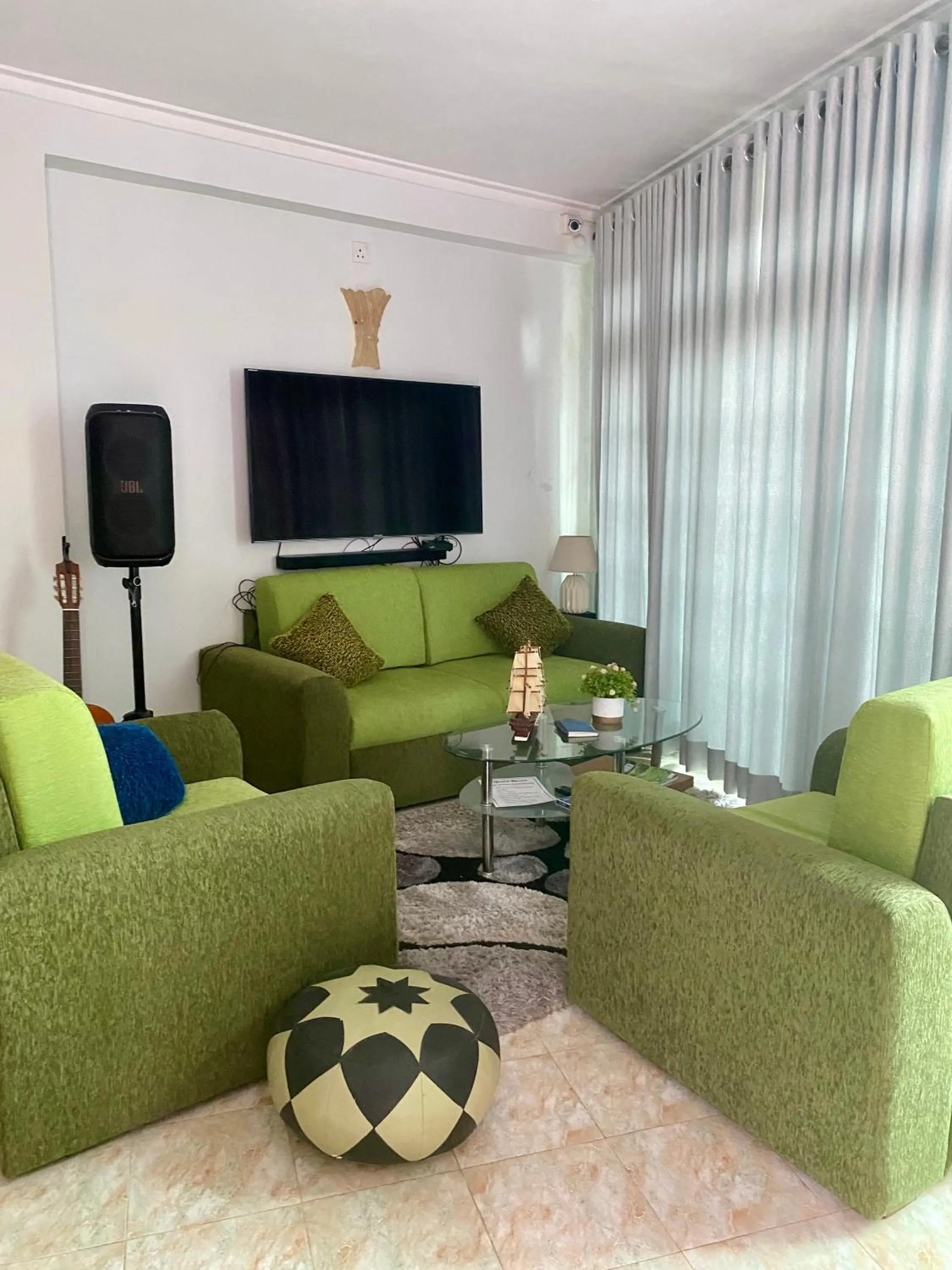 Communal lounge/ TV room in Grand Resort