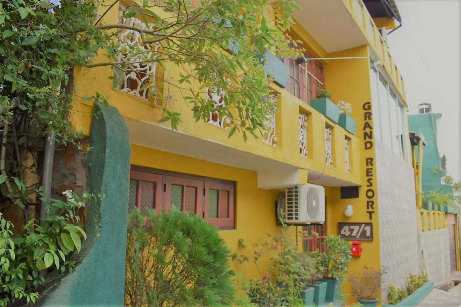 Property building in Grand Resort