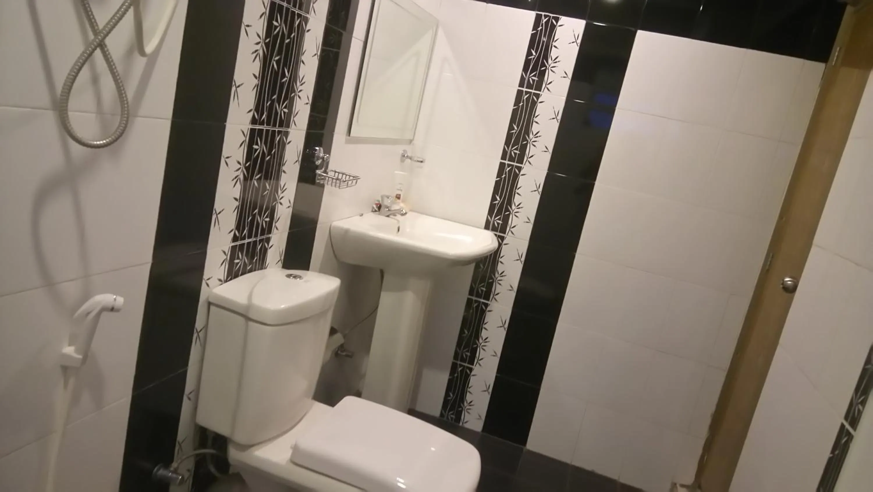 Toilet in Grand Resort