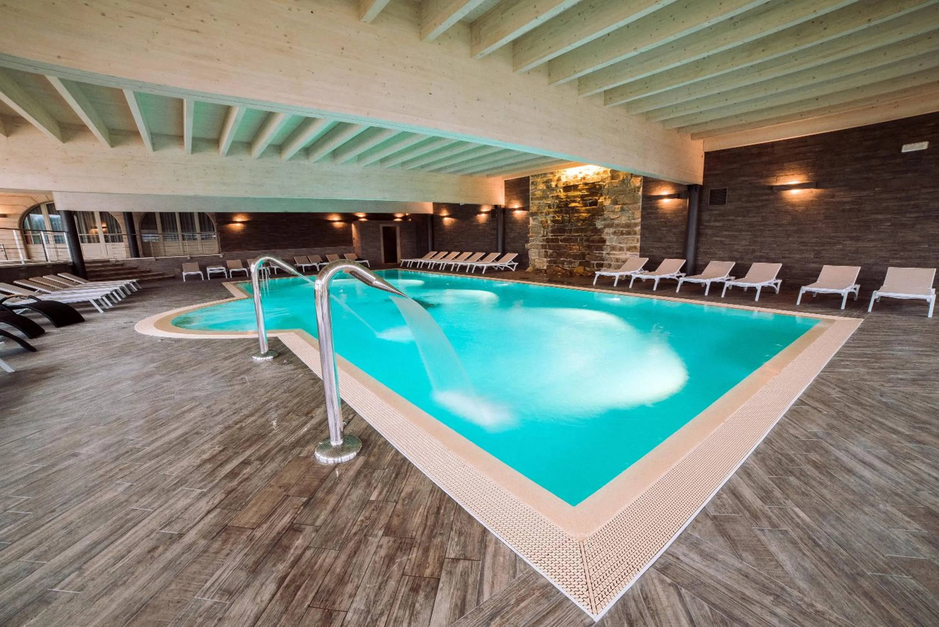 Swimming pool in Garda Hotel San Vigilio Golf