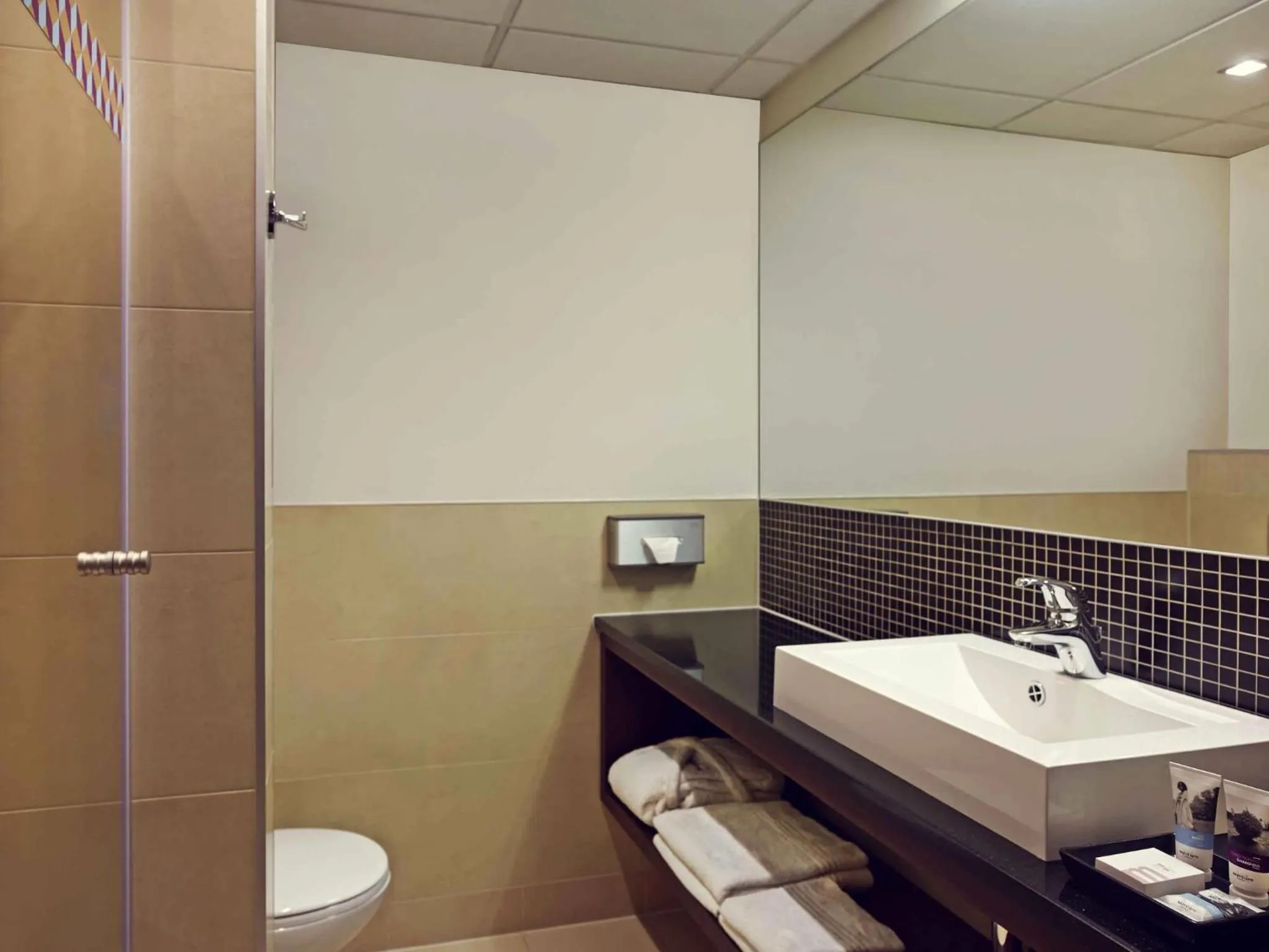 Bedroom in Mercure Warszawa Airport