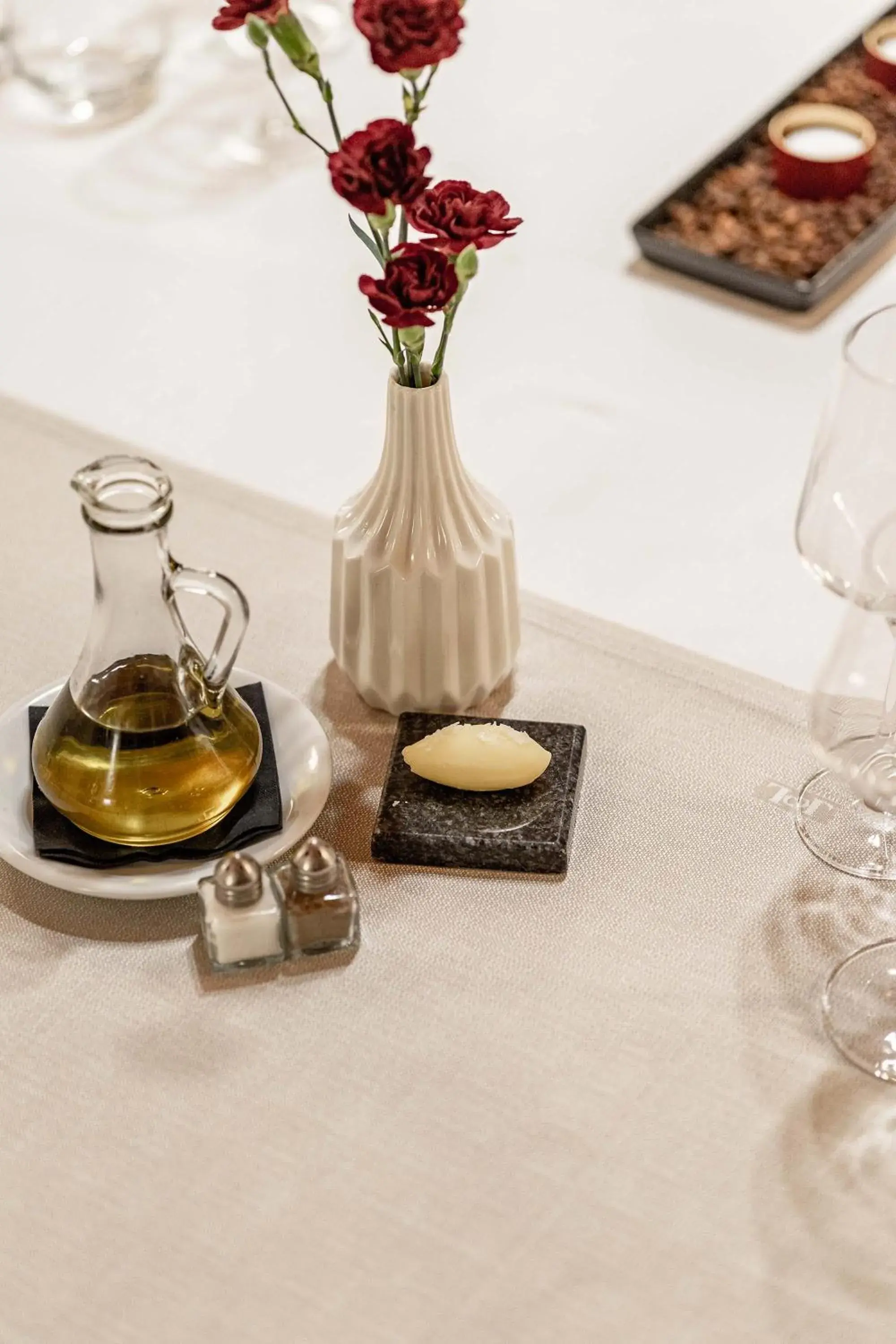 Restaurant/places to eat in Great Polonia The Granary La Suite Hotel Restaurant/places to eat in Great Polonia The Granary La Suite Hotel