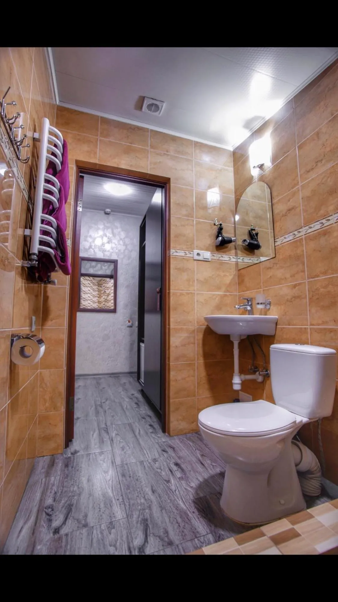 Shower in Hotel Fortuna