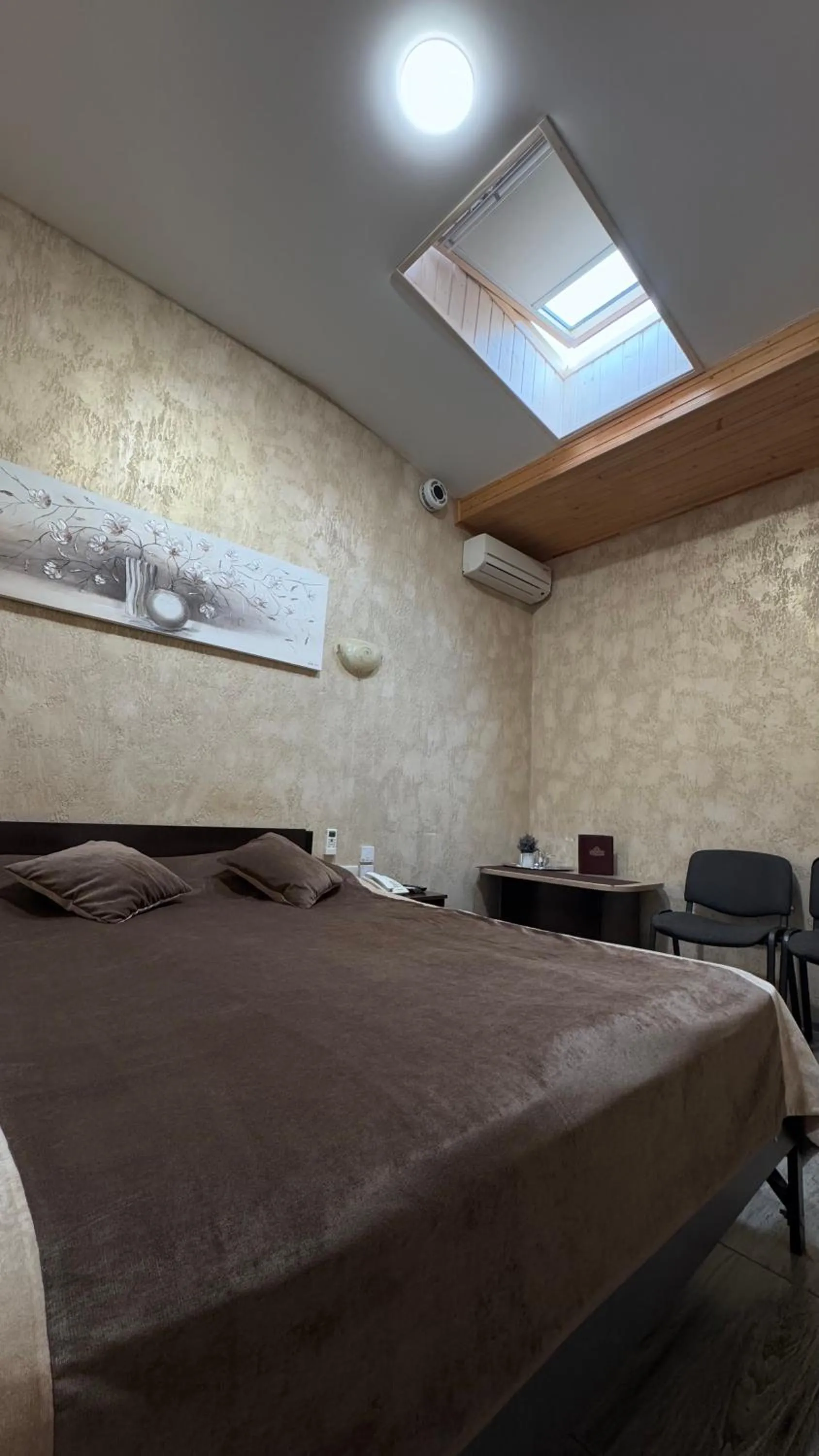 Photo of the whole room, Bed in Hotel Fortuna
