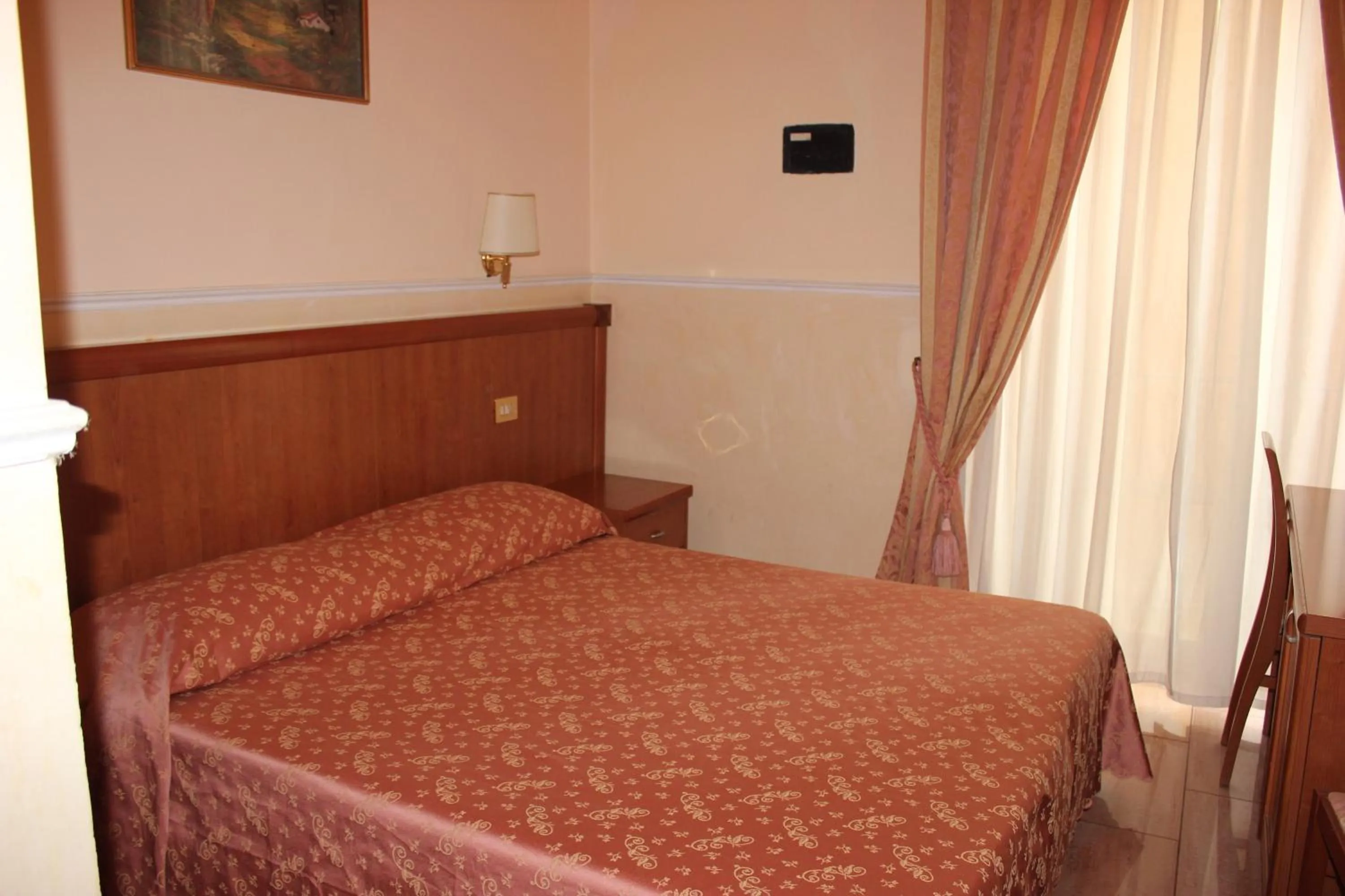 Bedroom, Bed in Hotel Aristotele