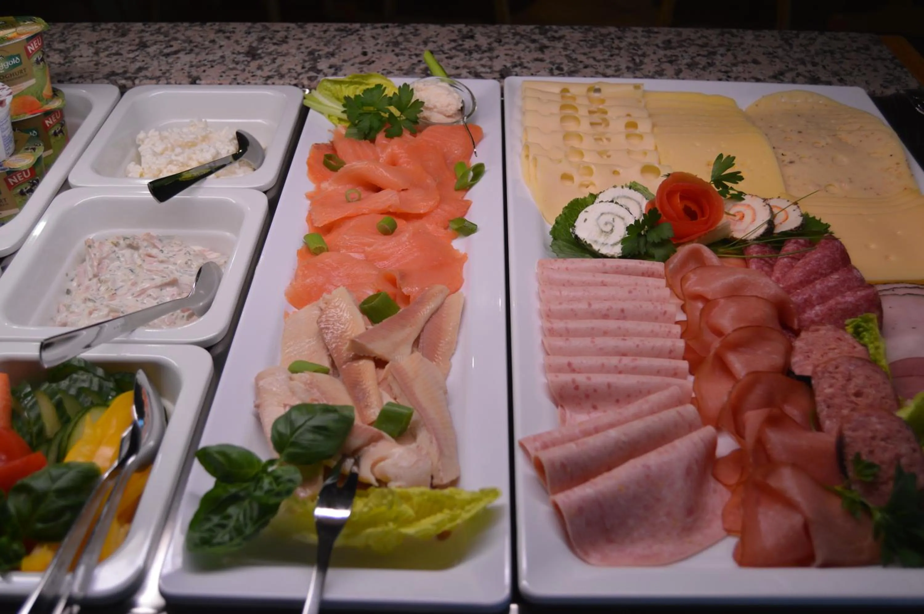 Buffet breakfast in Hotel Stadt Jessen