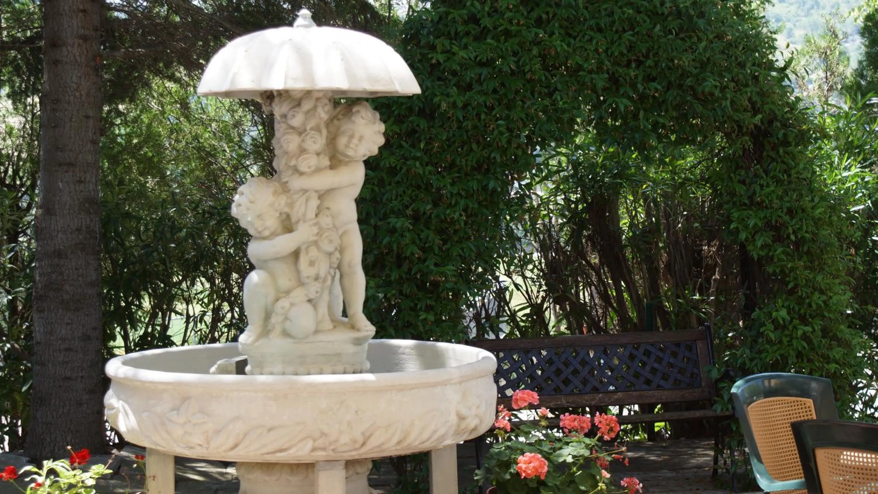 Day in Villa Dei Romanzi