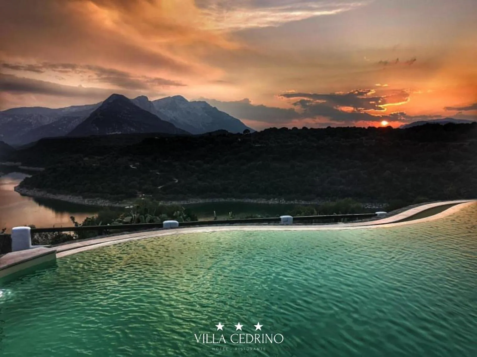 Restaurant/places to eat in Hotel Villa Cedrino