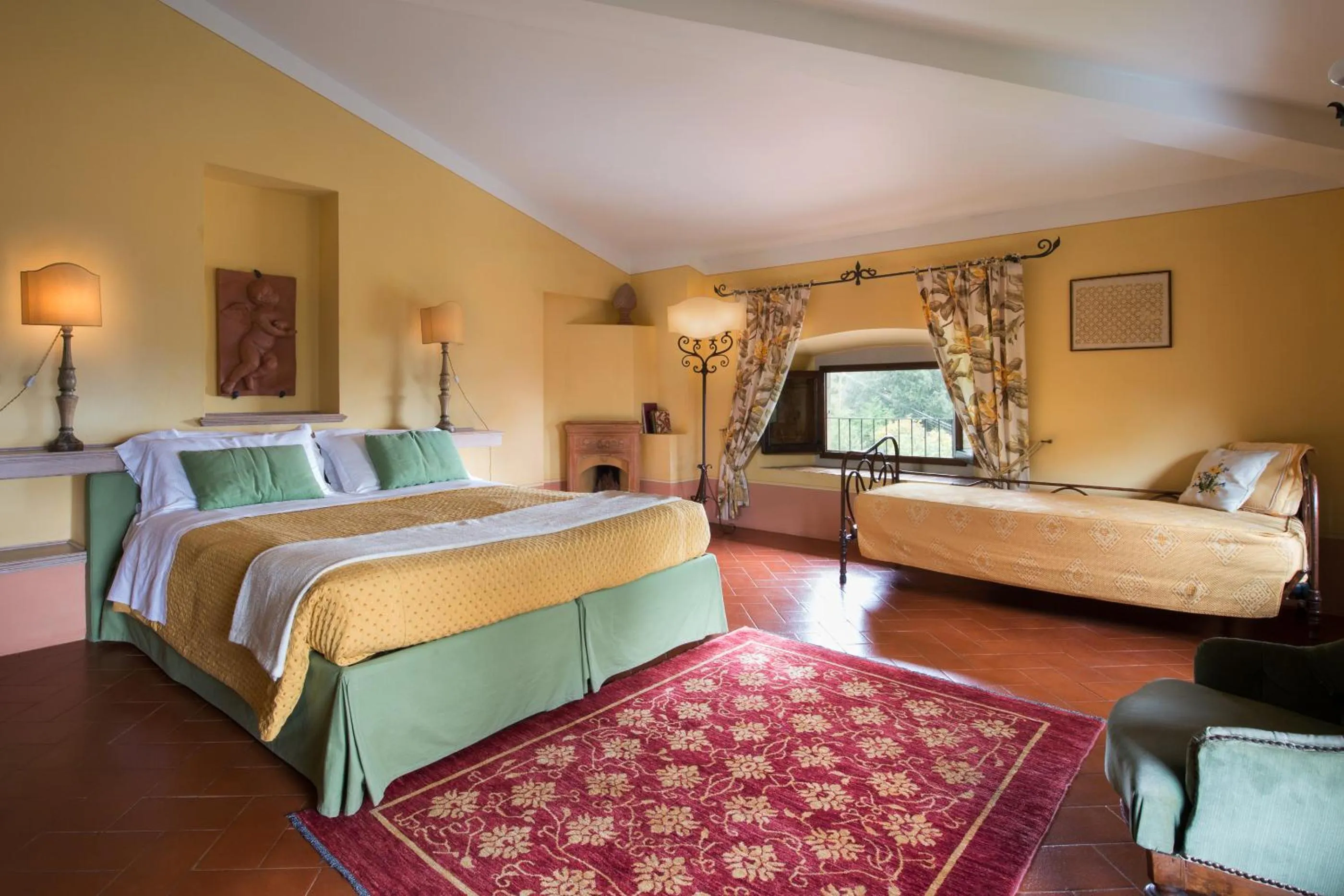 Photo of the whole room, Bed in Relais Villa Belpoggio - Residenza D'Epoca