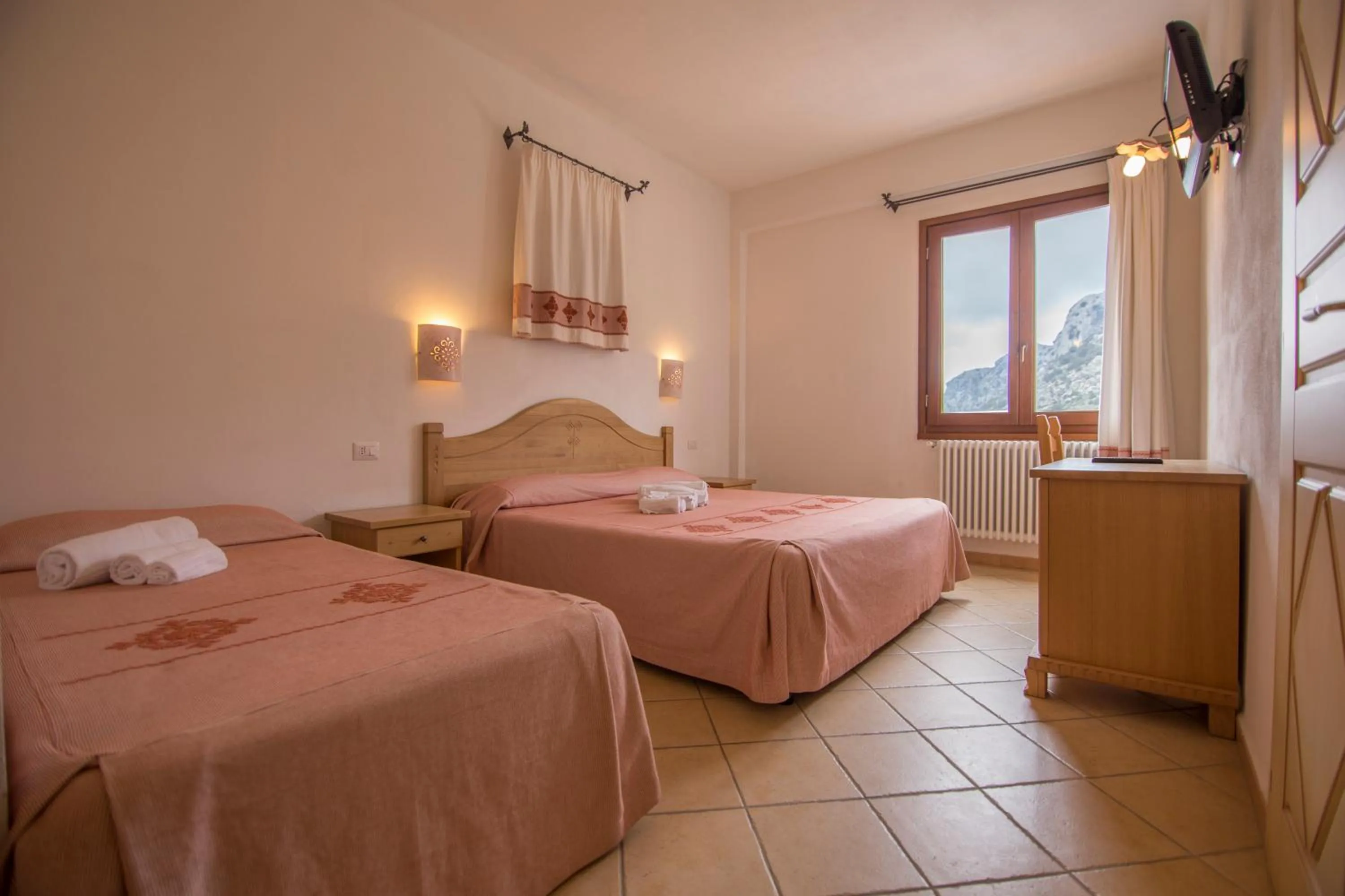 Bed in Gorropu Hotel