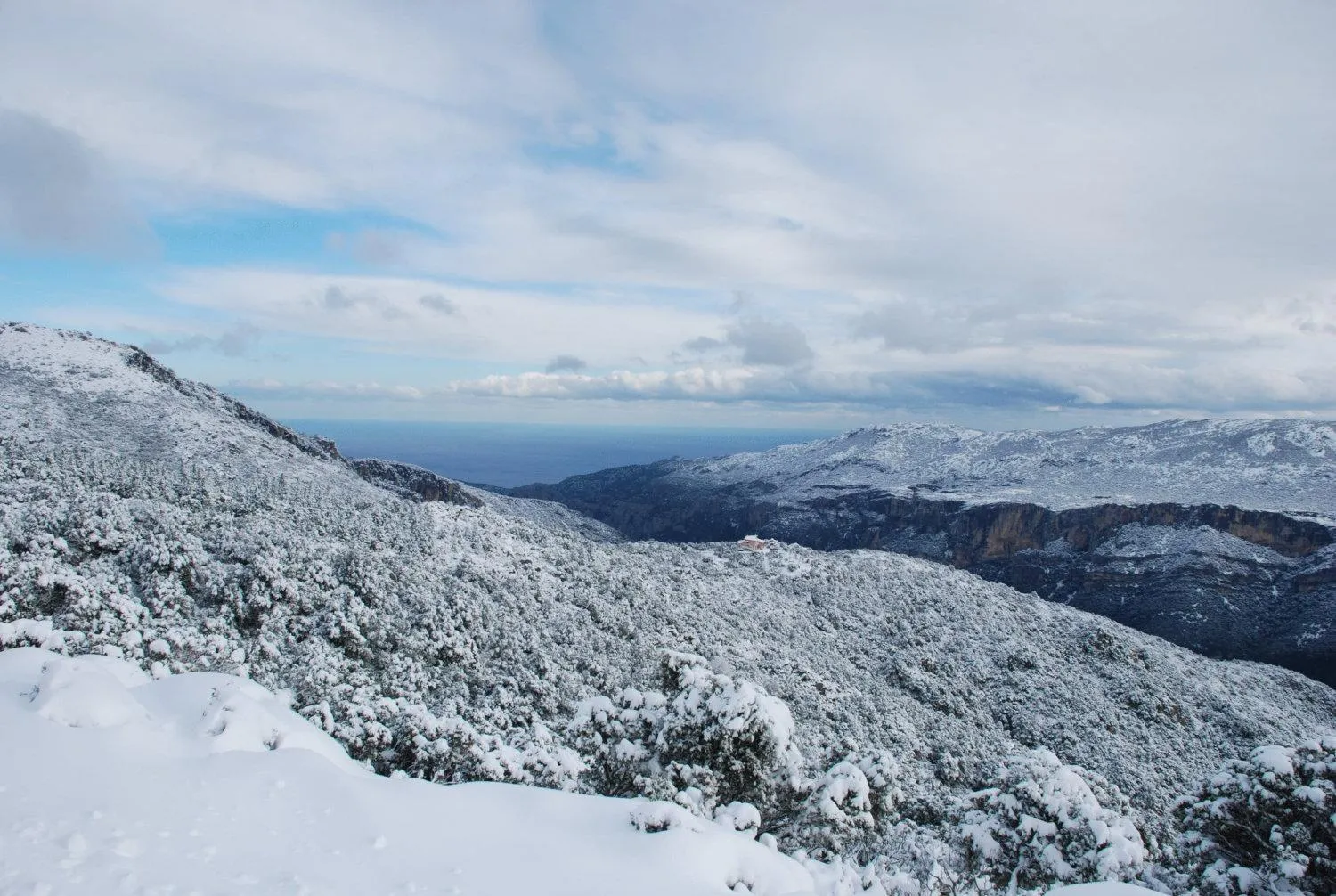 Area and facilities in Gorropu Hotel