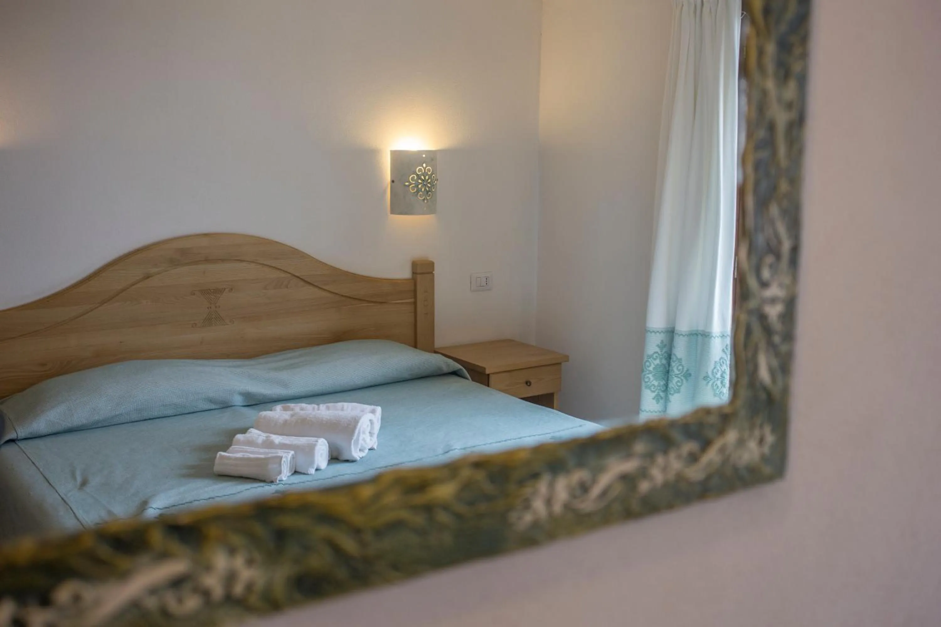 Day, Bed in Gorropu Hotel