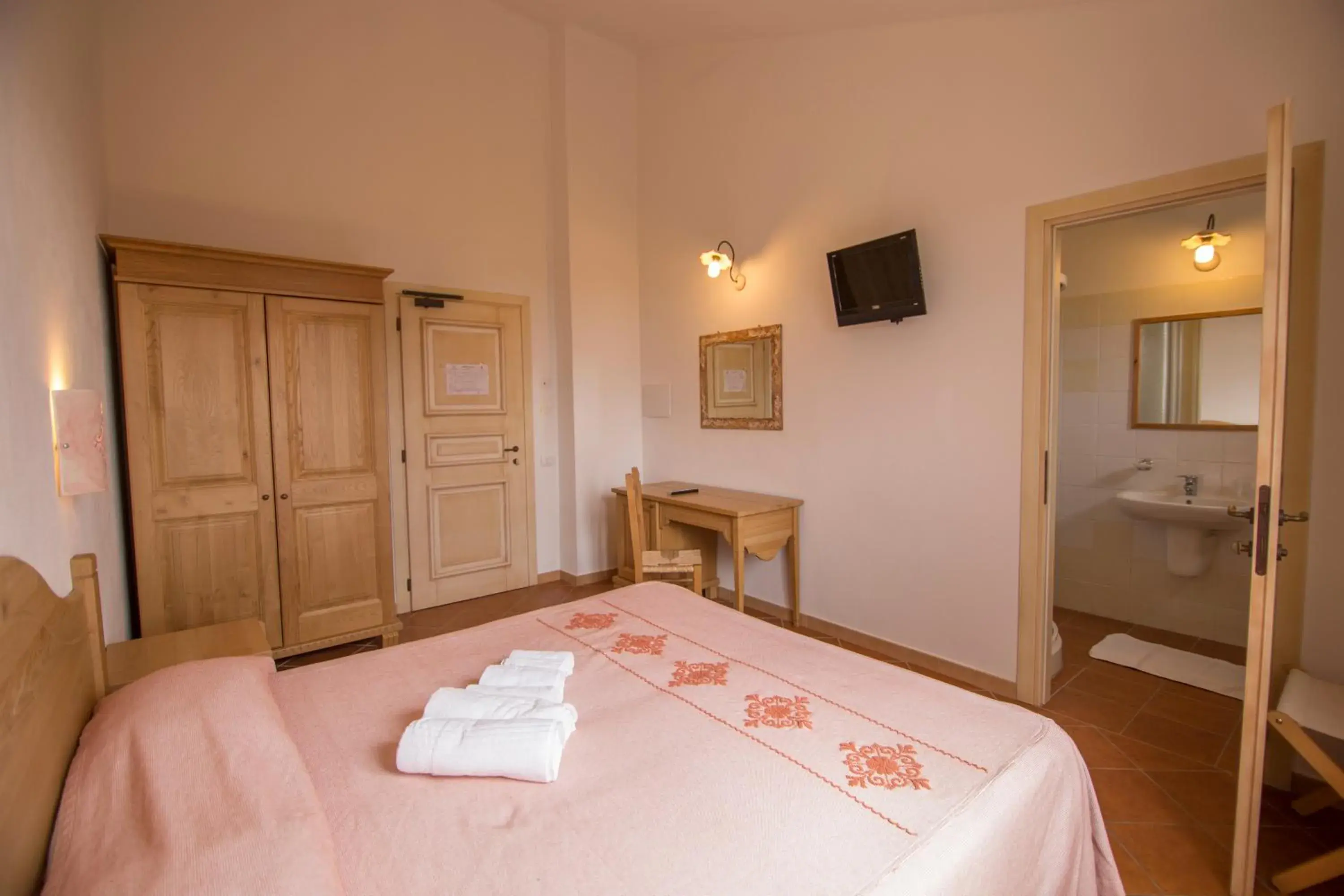 Standard Double Room with Mountain View in Gorropu Hotel Standard Double Room with Mountain View in Gorropu Hotel