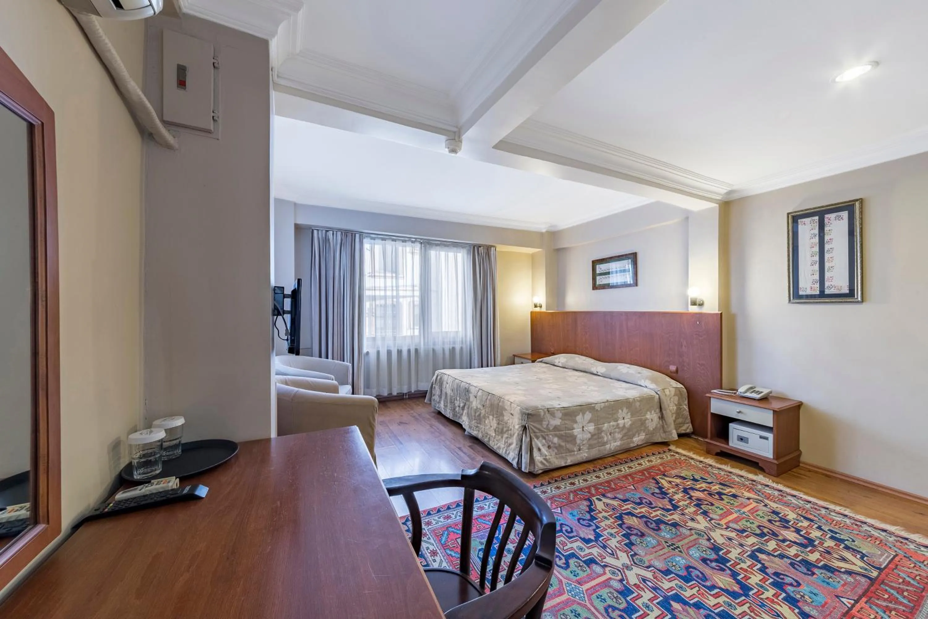 Bed in Hotel Fehmi Bey - Special Category