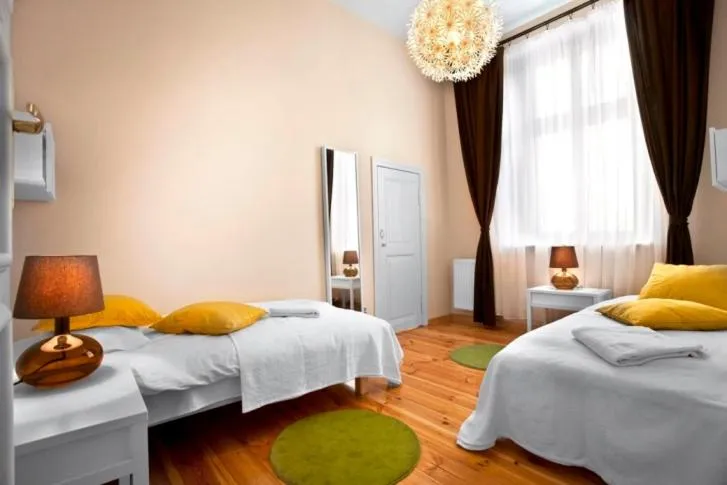 Bed in Apartamenty Pomarańczarnia