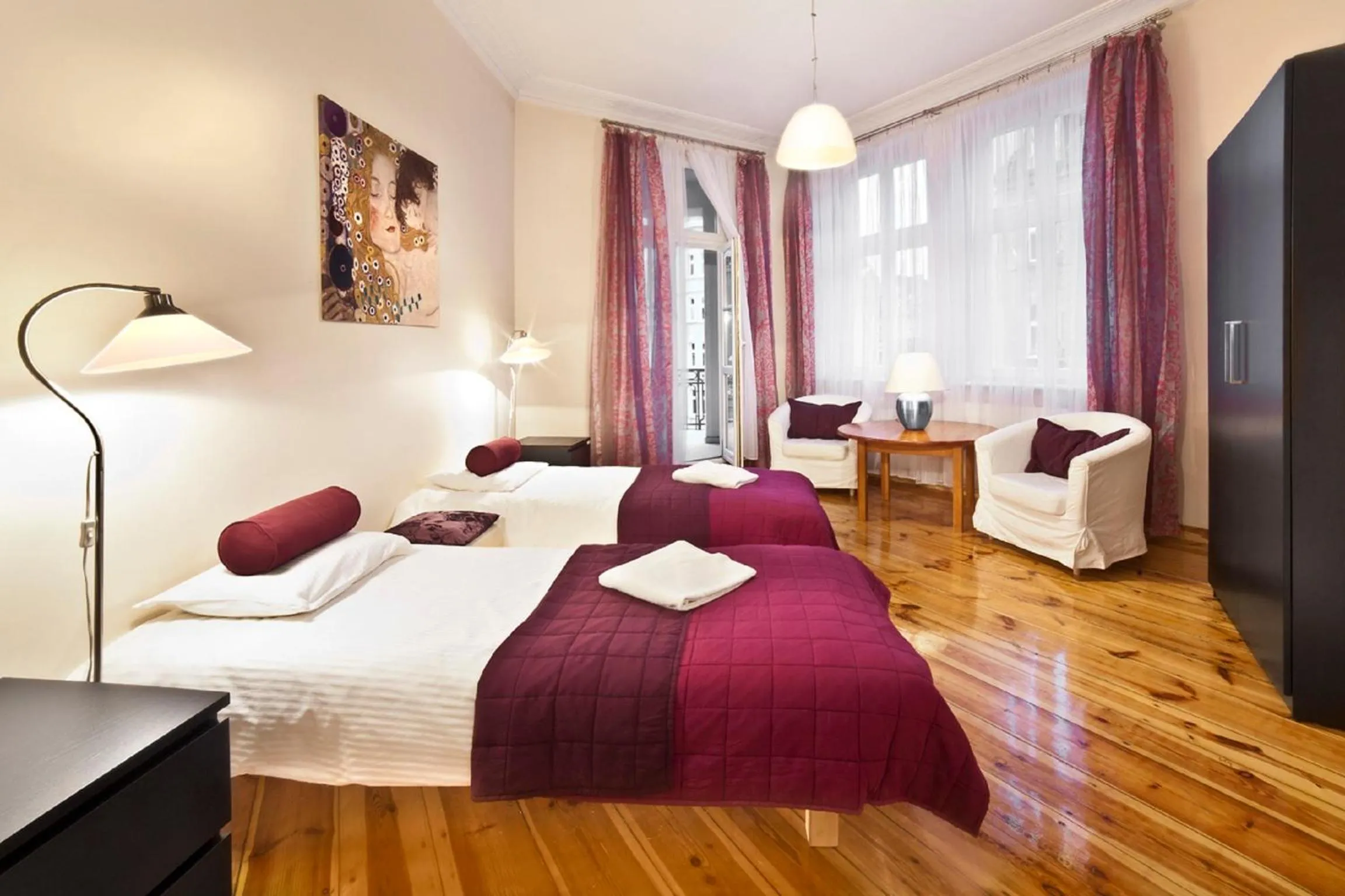 Bed in Apartamenty Pomarańczarnia