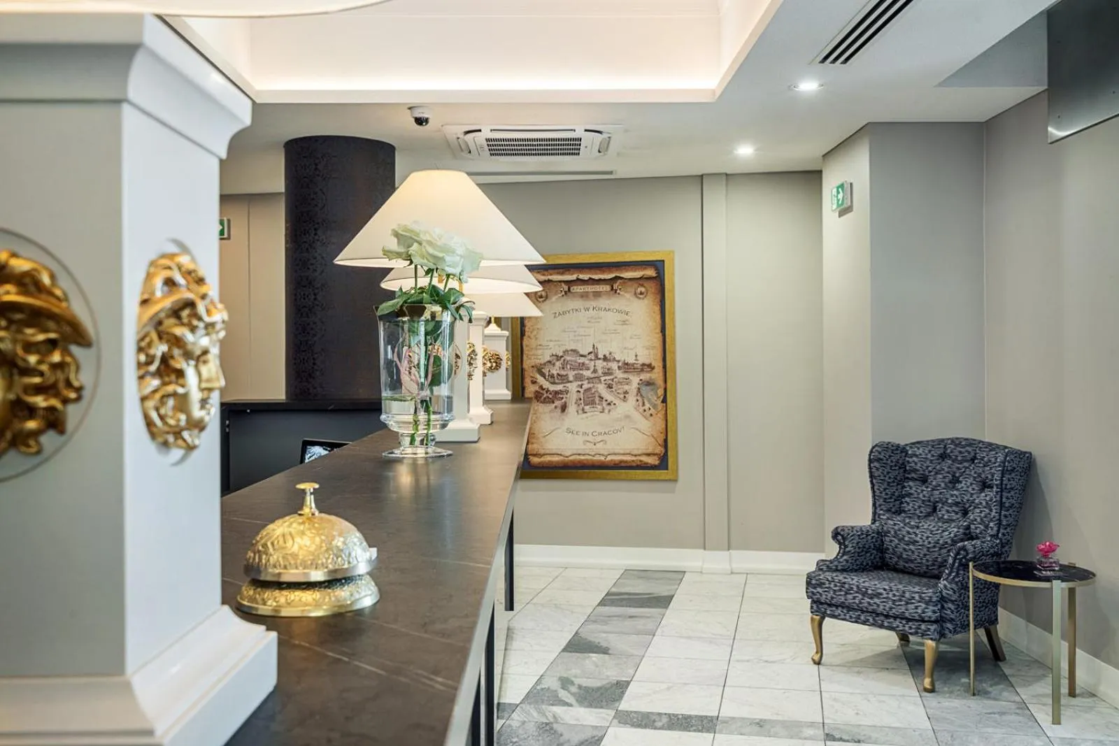 Lobby or reception in Aparthotel Best Views