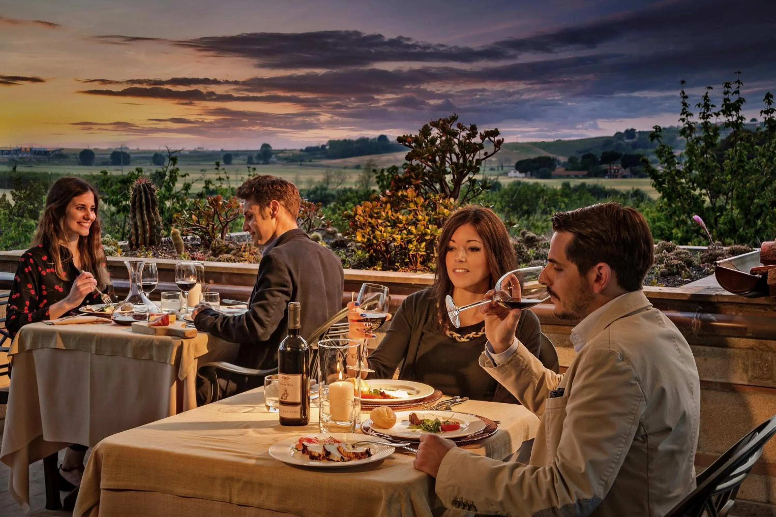 Food and drinks in Villa Hotel Valle Del Marta Resort