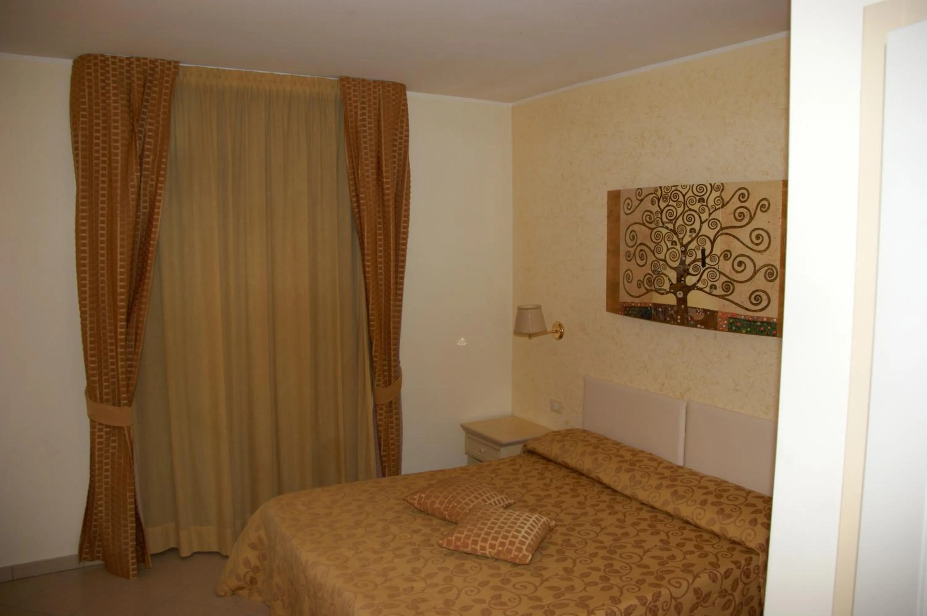 Photo of the whole room, Bed in Villa Aurora