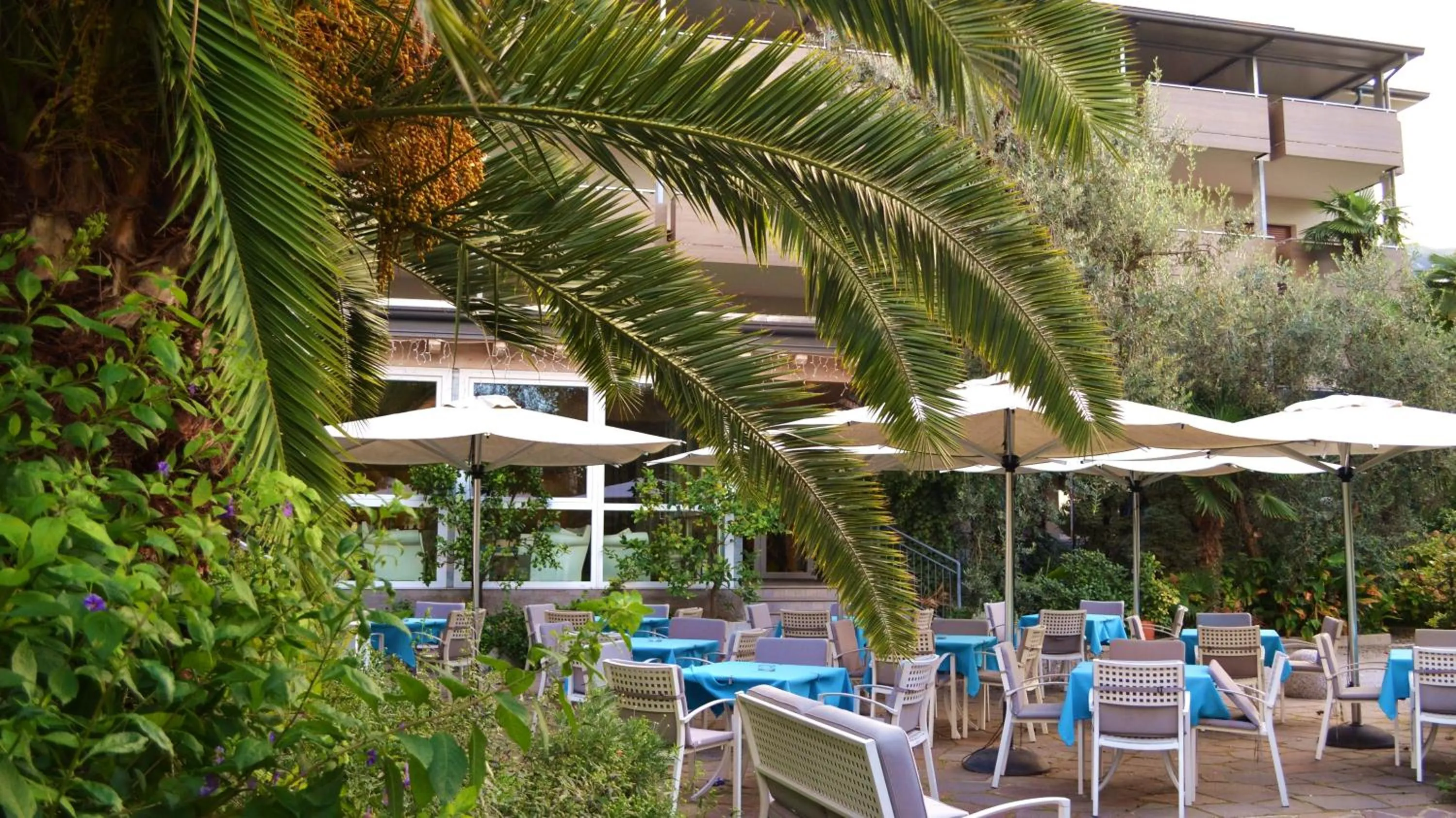 Facade/entrance in Villa Franca