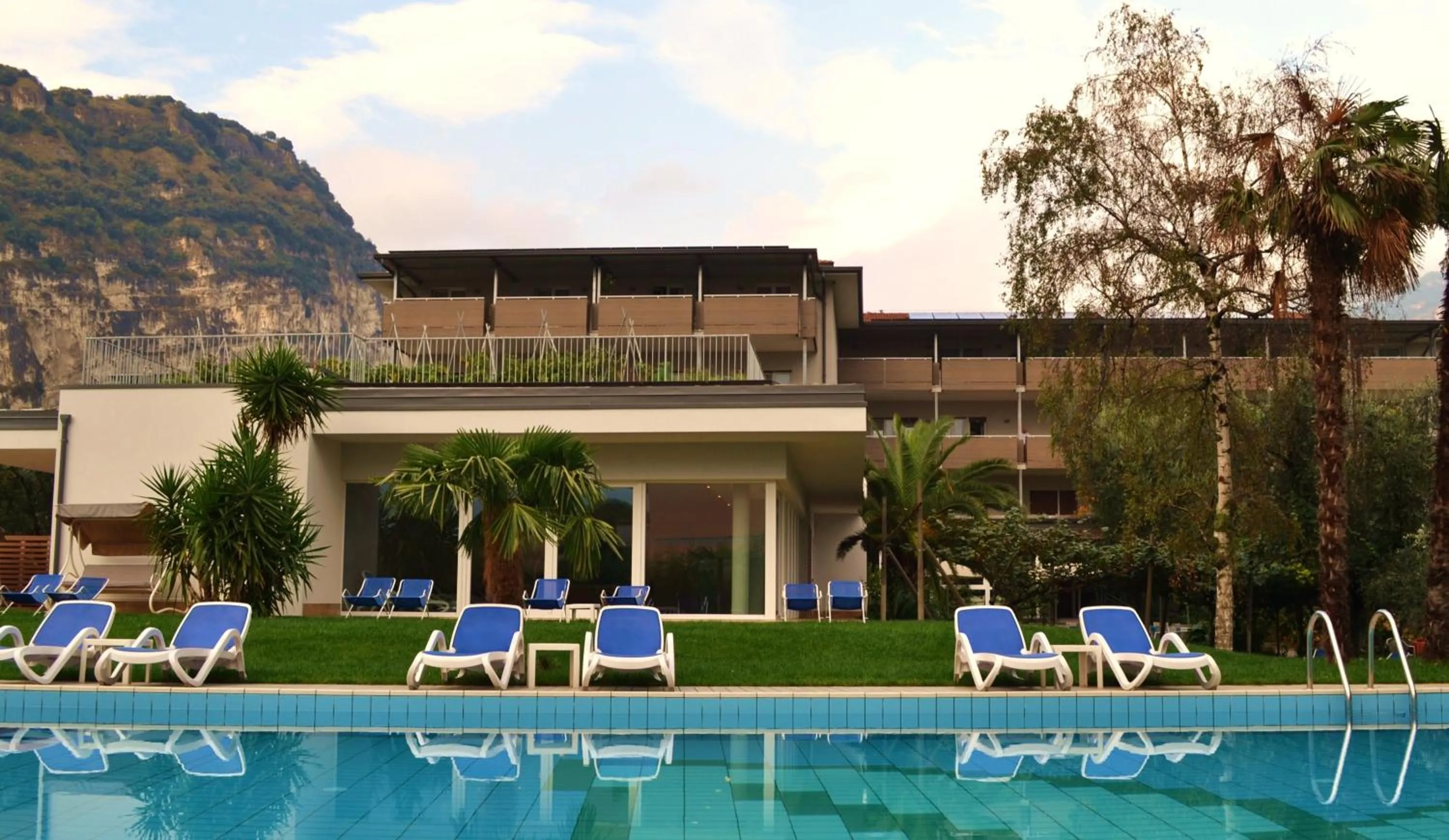 Property building in Villa Franca