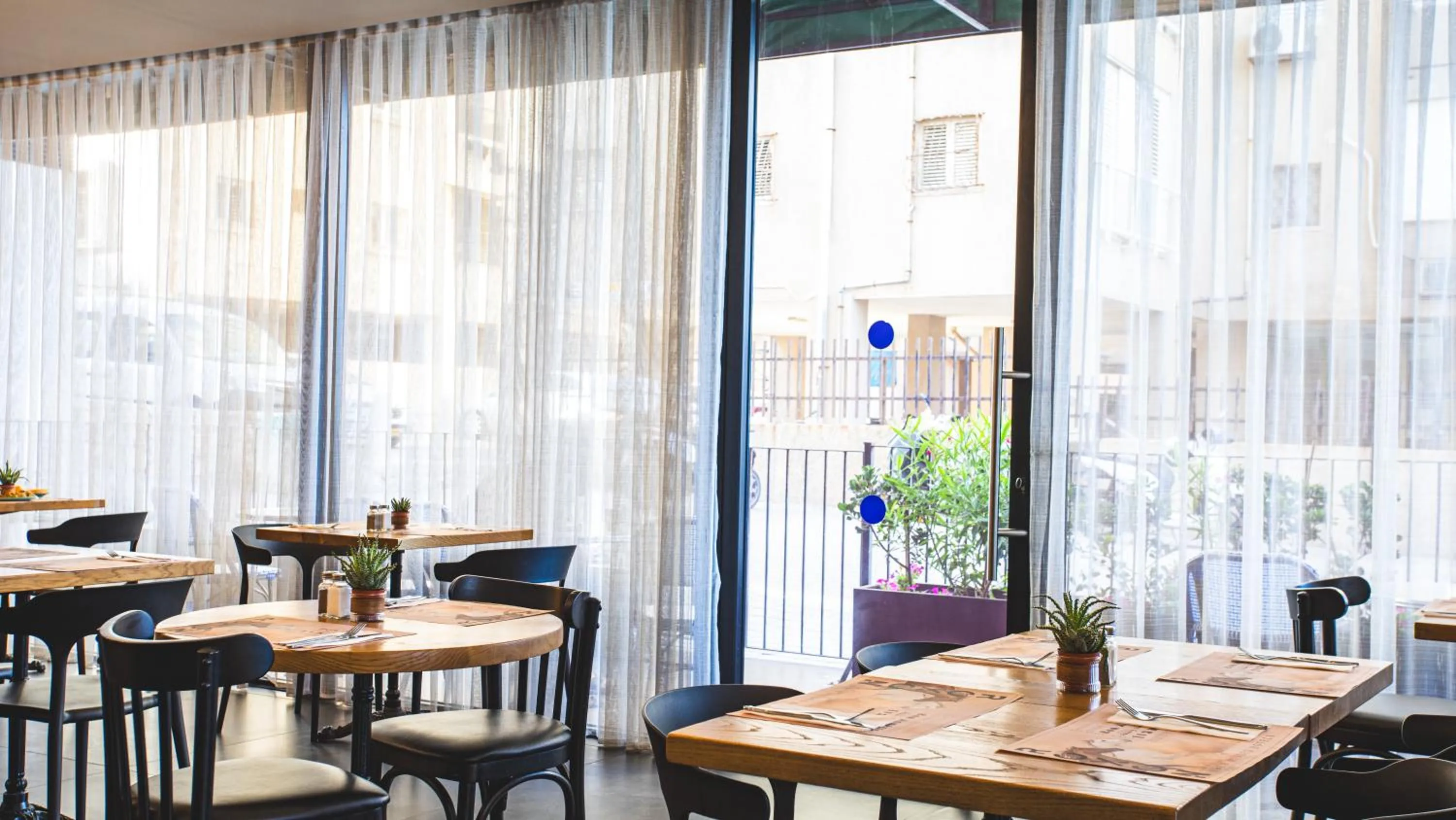 Restaurant/places to eat in Roxon Sea Sand Bat Yam