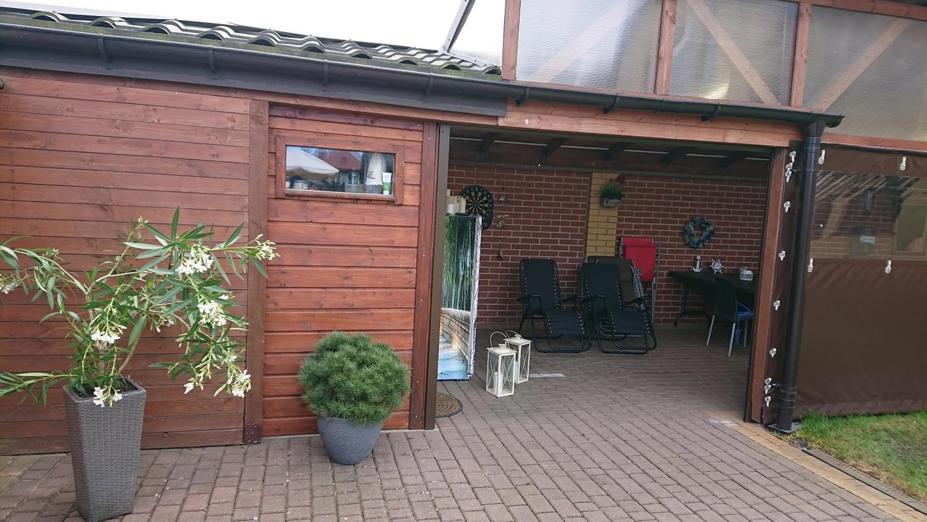 Patio in Letnia willa Jacuzzi & Sauna