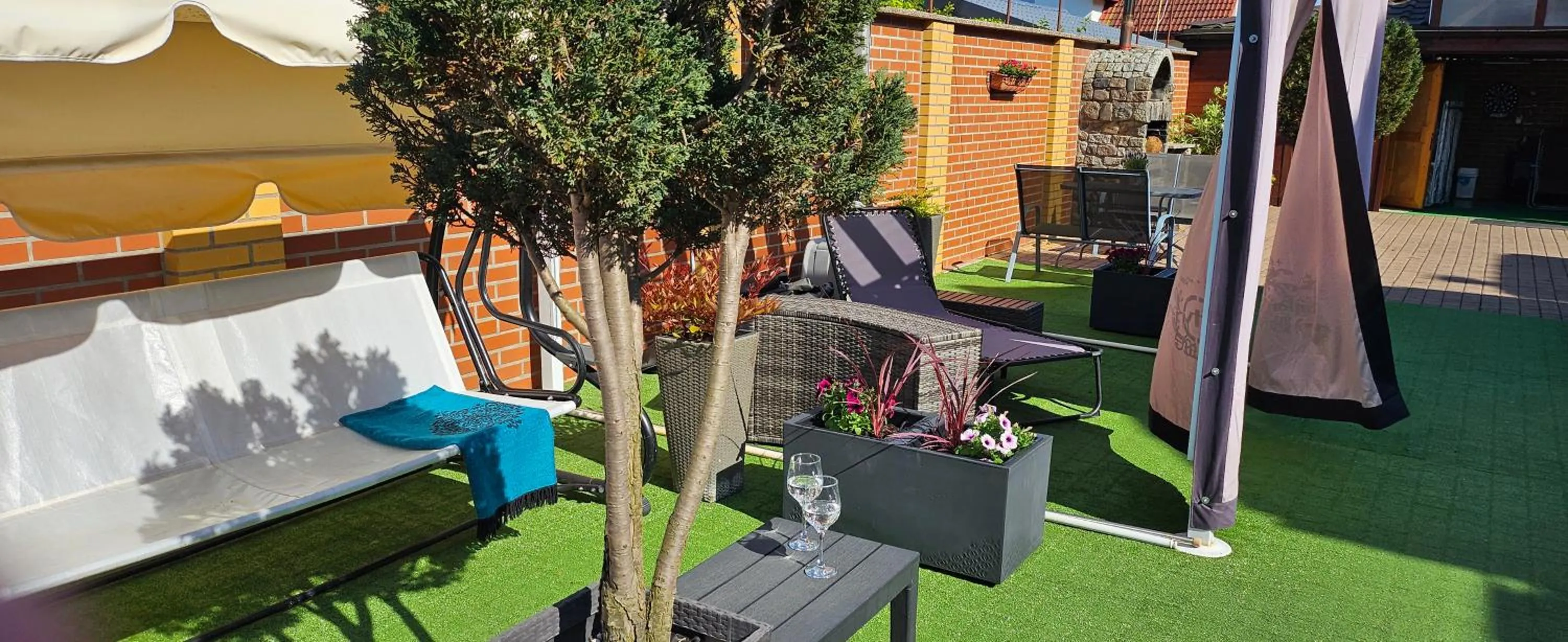 Garden in Letnia willa Jacuzzi & Sauna