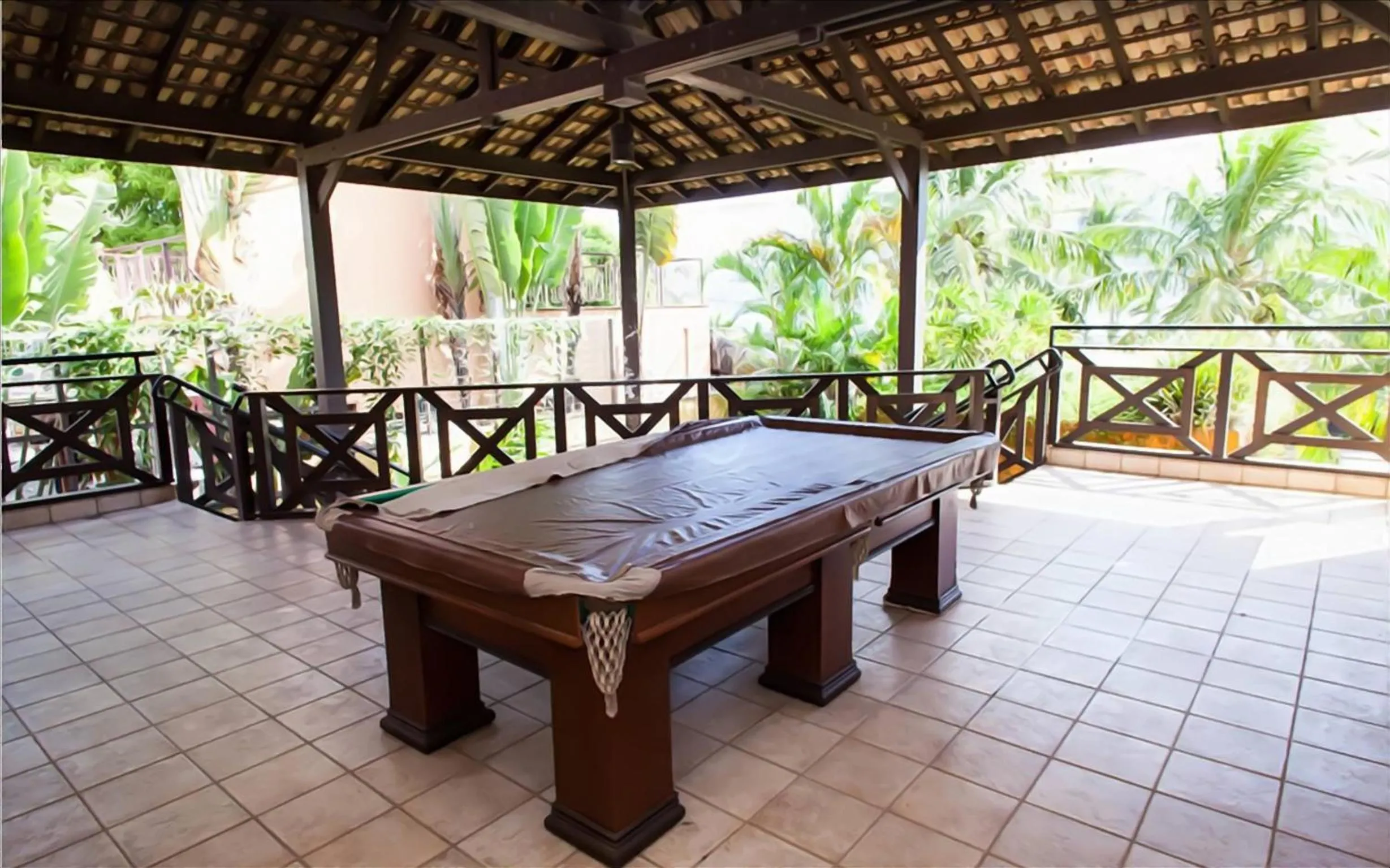 Billiard in Galápagos ApartHotel