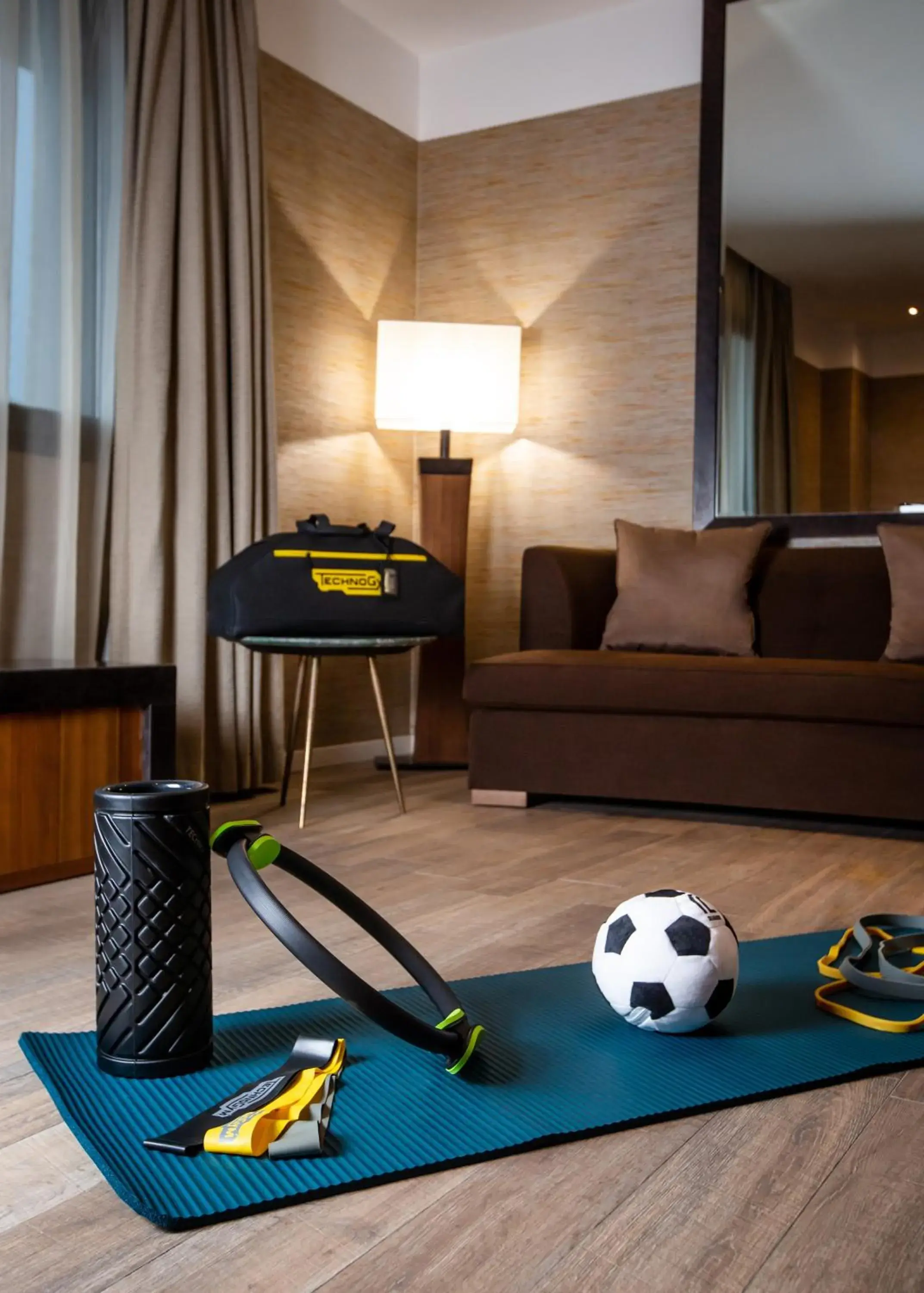 Fitness centre/facilities in Milan Suite Hotel Fitness centre/facilities in Milan Suite Hotel