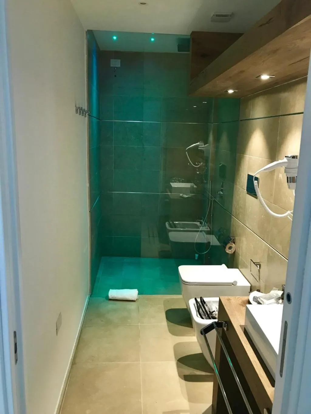 Bathroom in White Bay