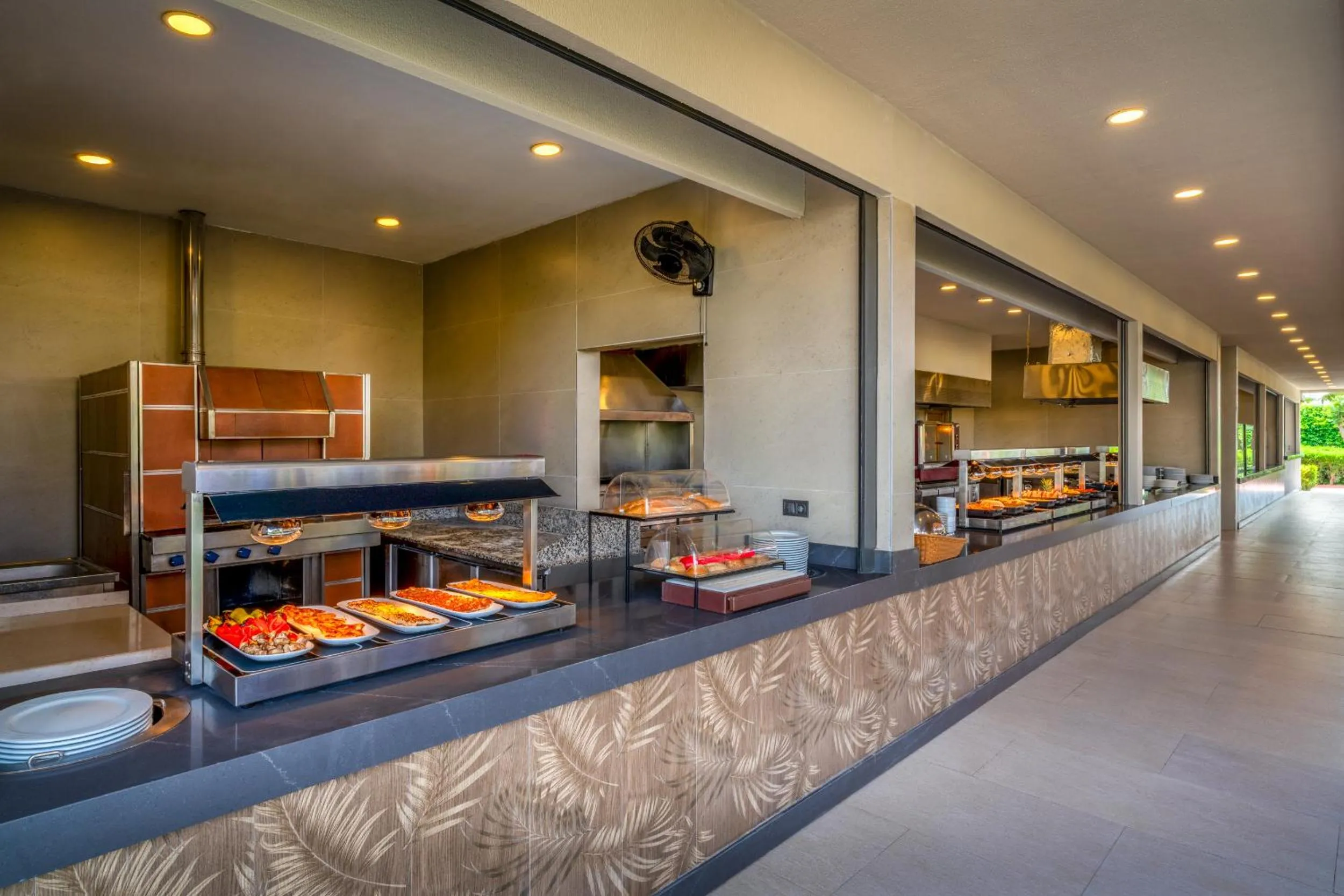 Restaurant/places to eat in Delphin Palace Hotel