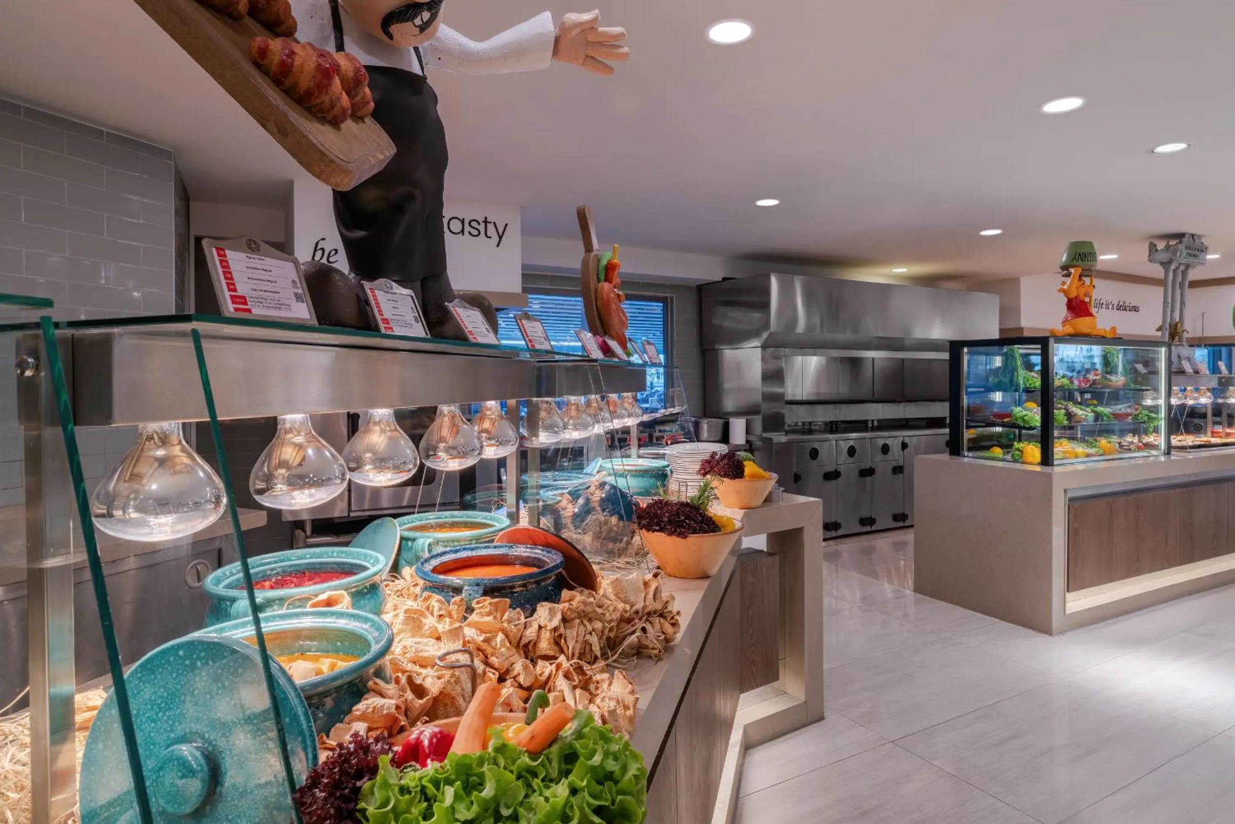 Restaurant/places to eat in Delphin Palace Hotel