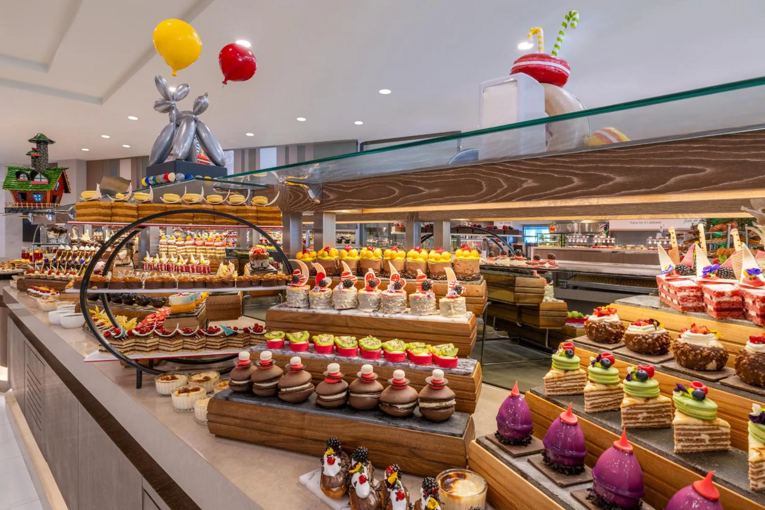 Restaurant/places to eat in Delphin Palace Hotel