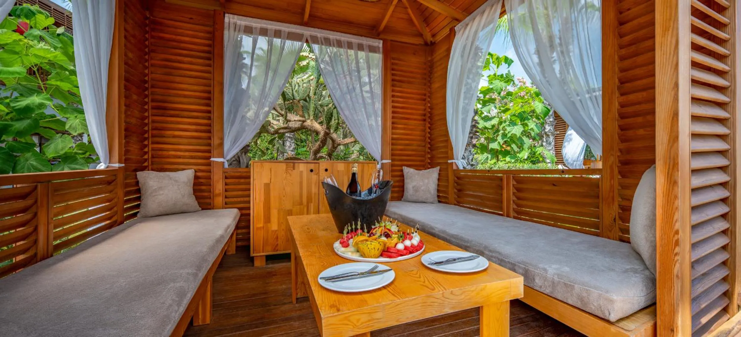 Beach in Delphin Diva Premiere