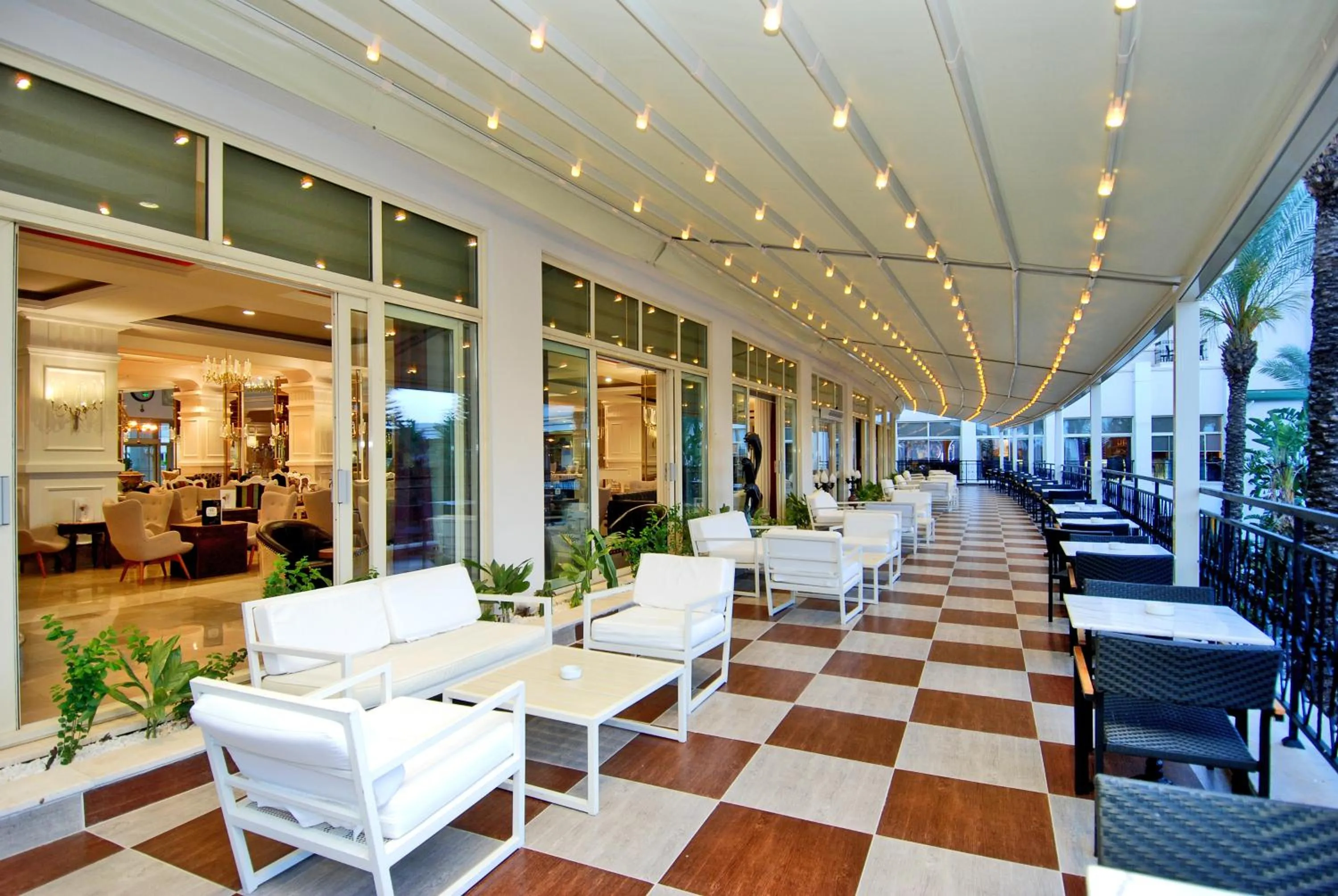 Facade/entrance in Delphin Diva Premiere