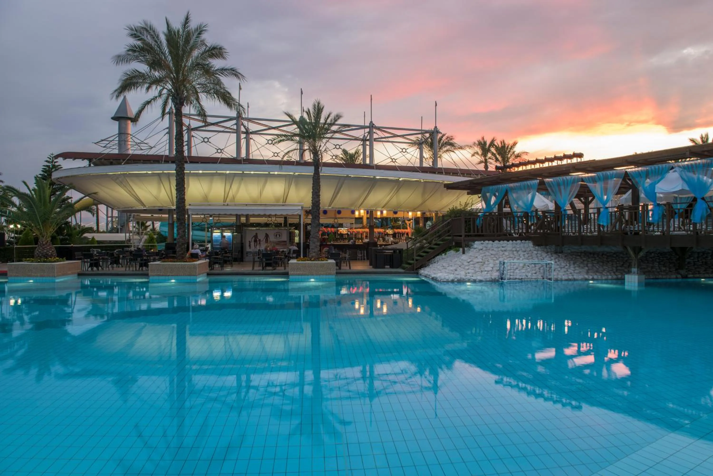 Swimming pool in Delphin Diva Premiere